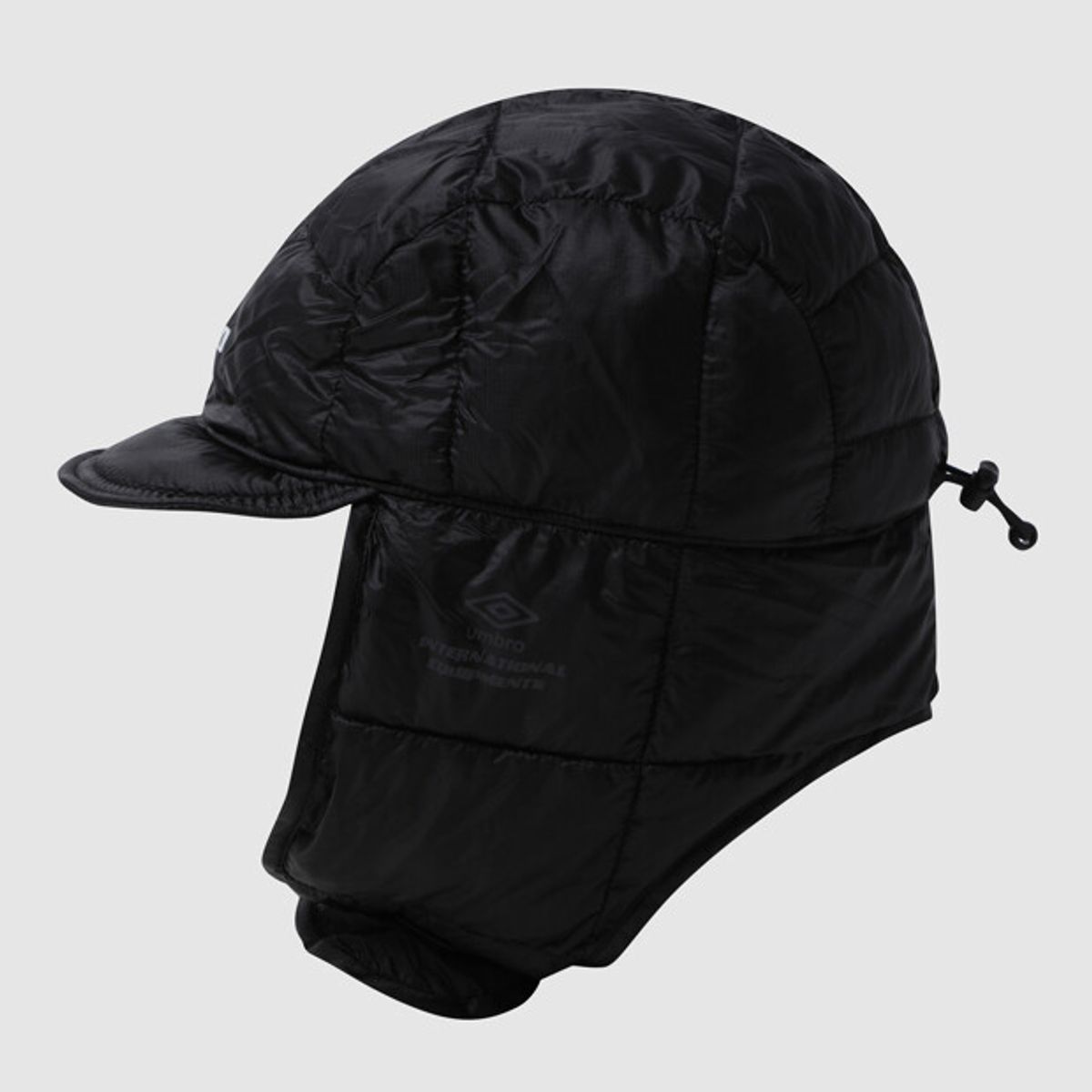 엄브로(UMBRO) 엑스레이 트래퍼 햇 블랙 UR423CCPO5