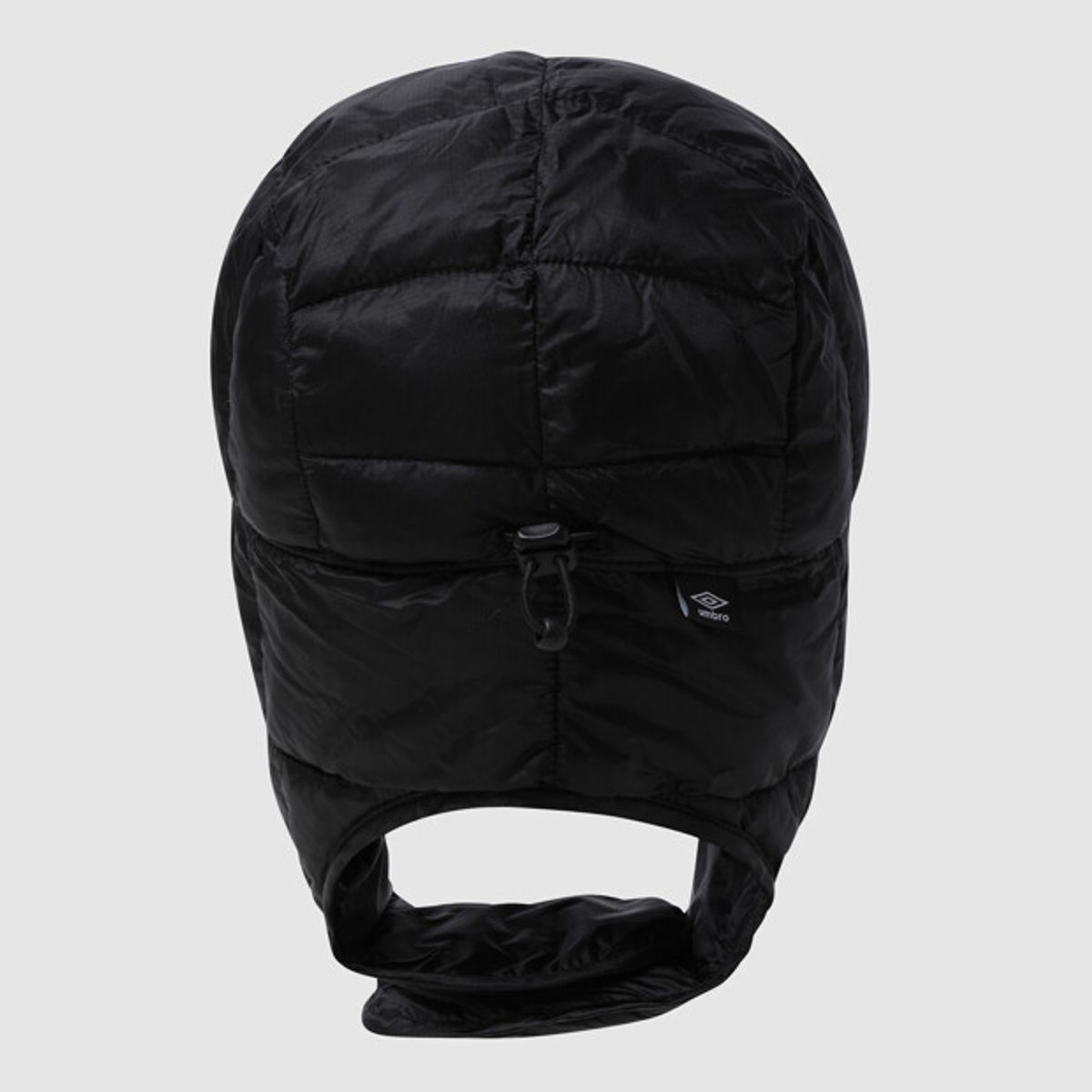 엄브로(UMBRO) 엑스레이 트래퍼 햇 블랙 UR423CCPO5
