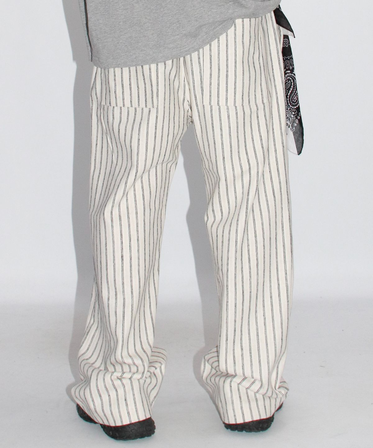 드마크(DEMARC) M Vintage stripe straight-fit semi-wide pants - White