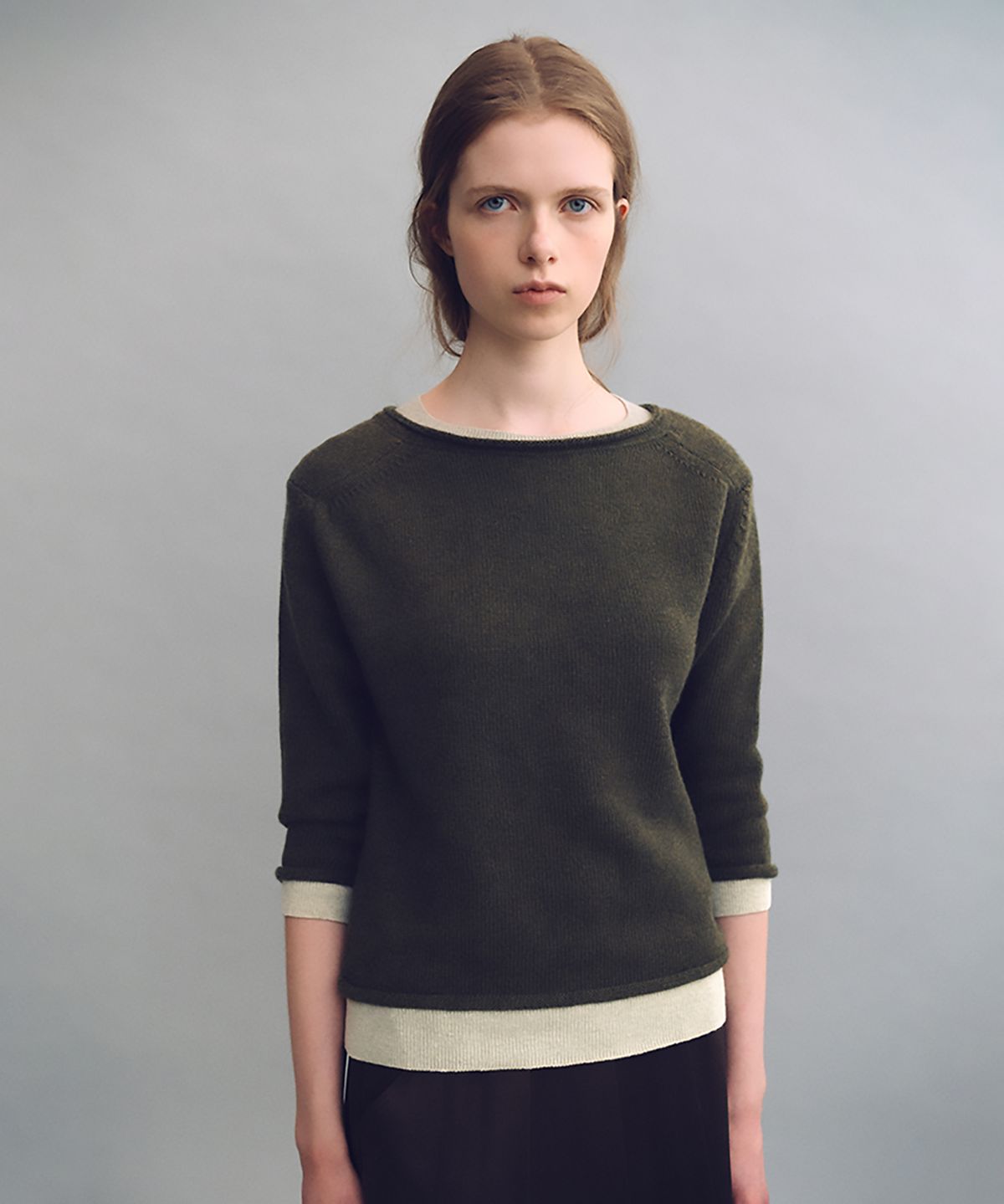 아우브아워(AUBOUR) layered roll knit (olive)