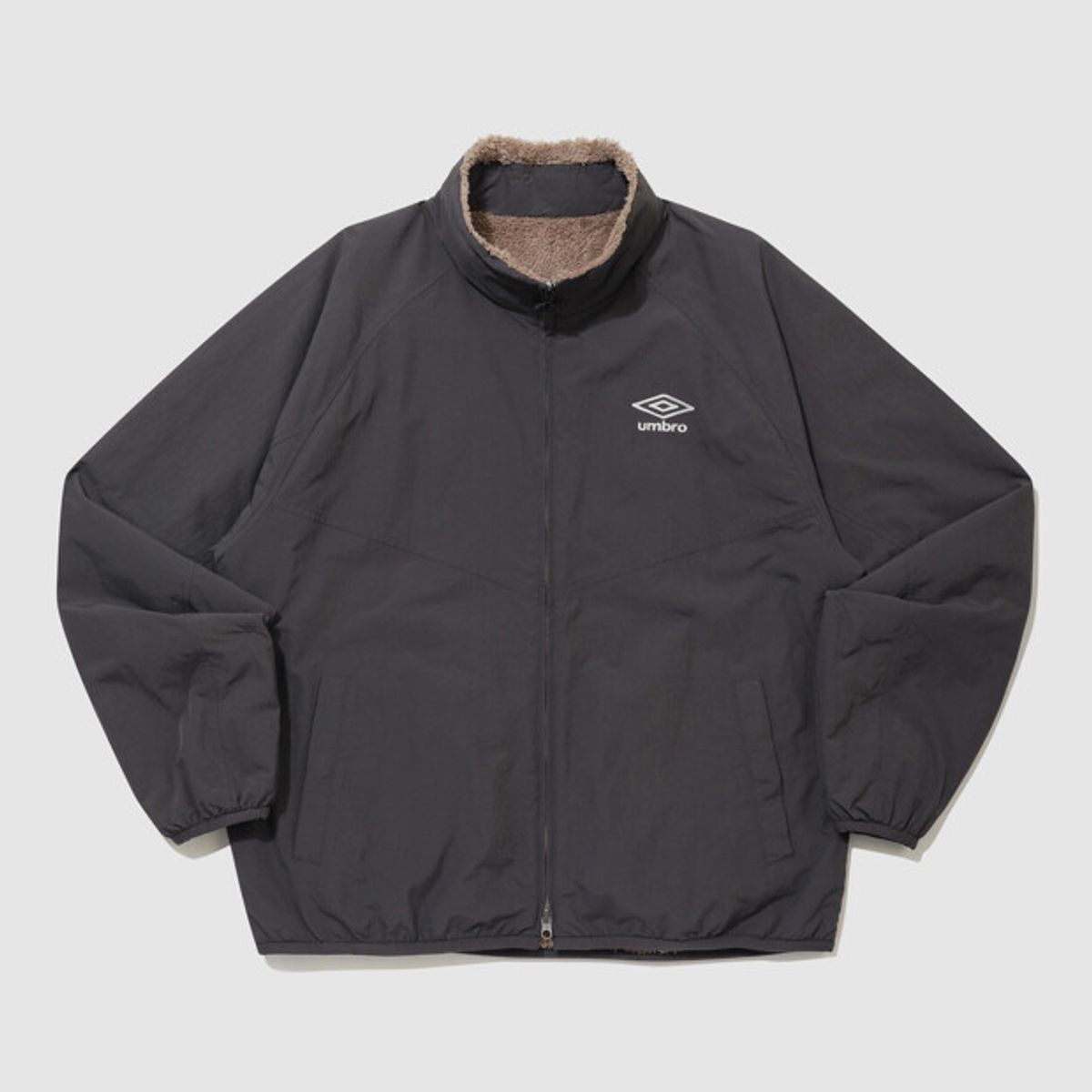 엄브로(UMBRO) 리버시블 플리스 & 우븐 자켓 카멜 UR421CFJO9