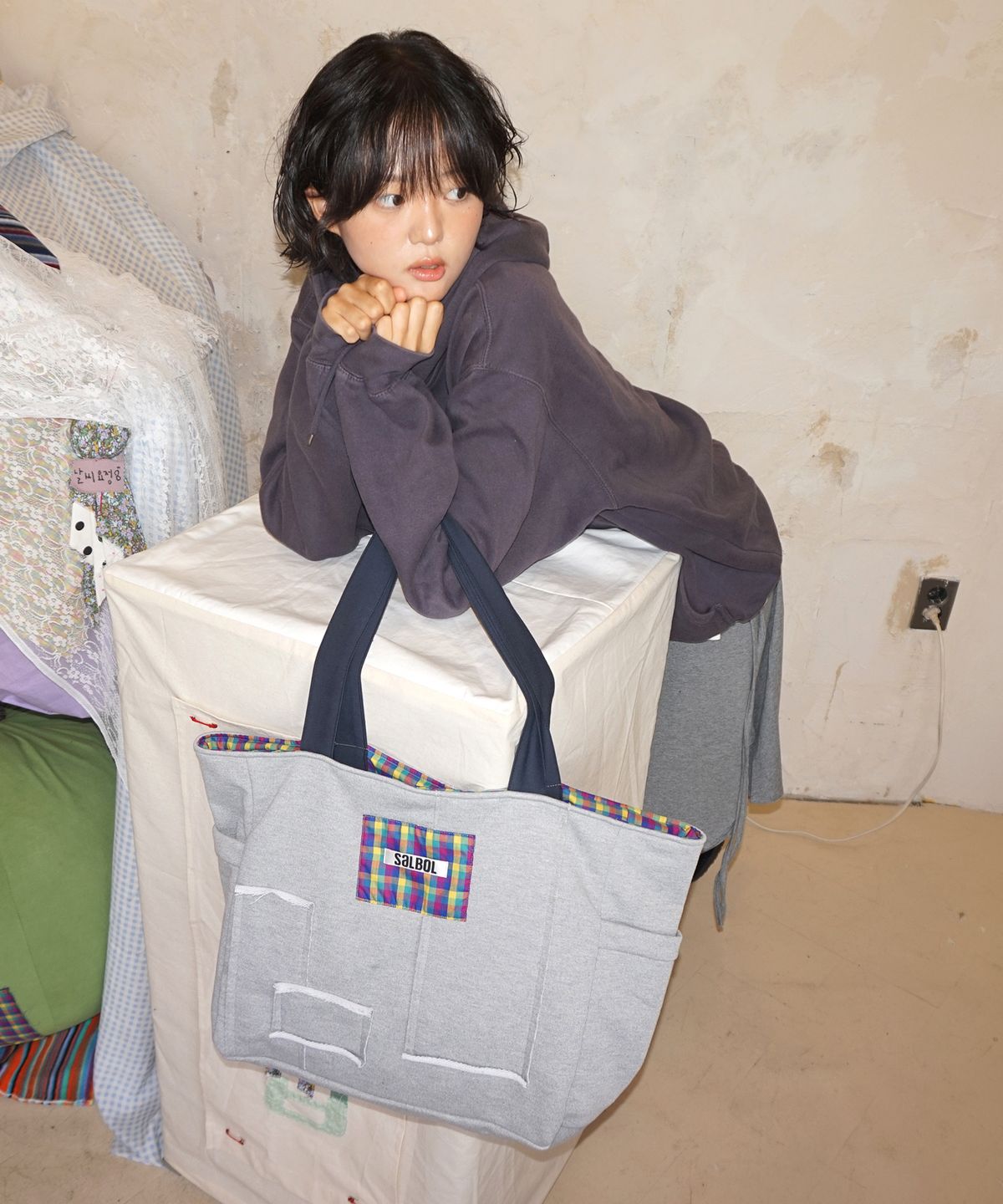 샐볼(SALBOL) PATCH REVERSIBLE BIG TOTE BAG [GRAY]