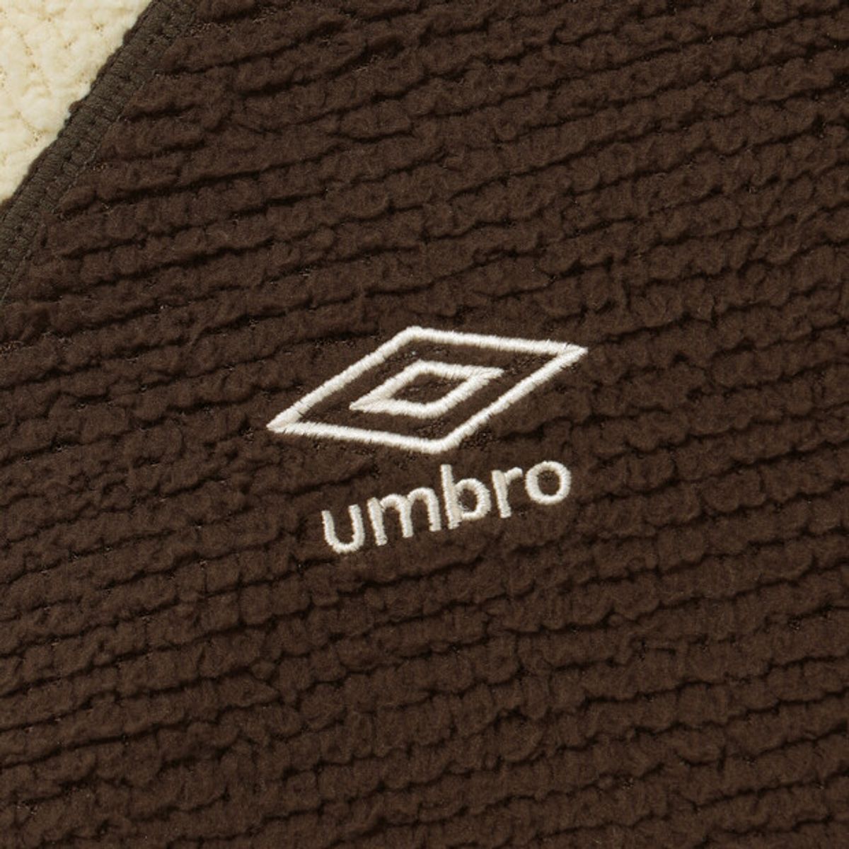 엄브로(UMBRO) 에어리움 경량 플리스 후드 티셔츠 옐로우 UR321SHD93
