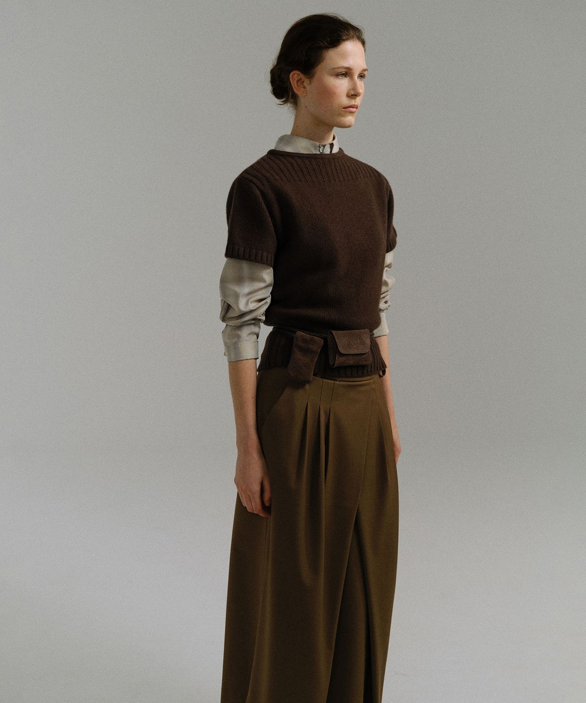 아우브아워(AUBOUR) boat-neck half knit (dark brown)