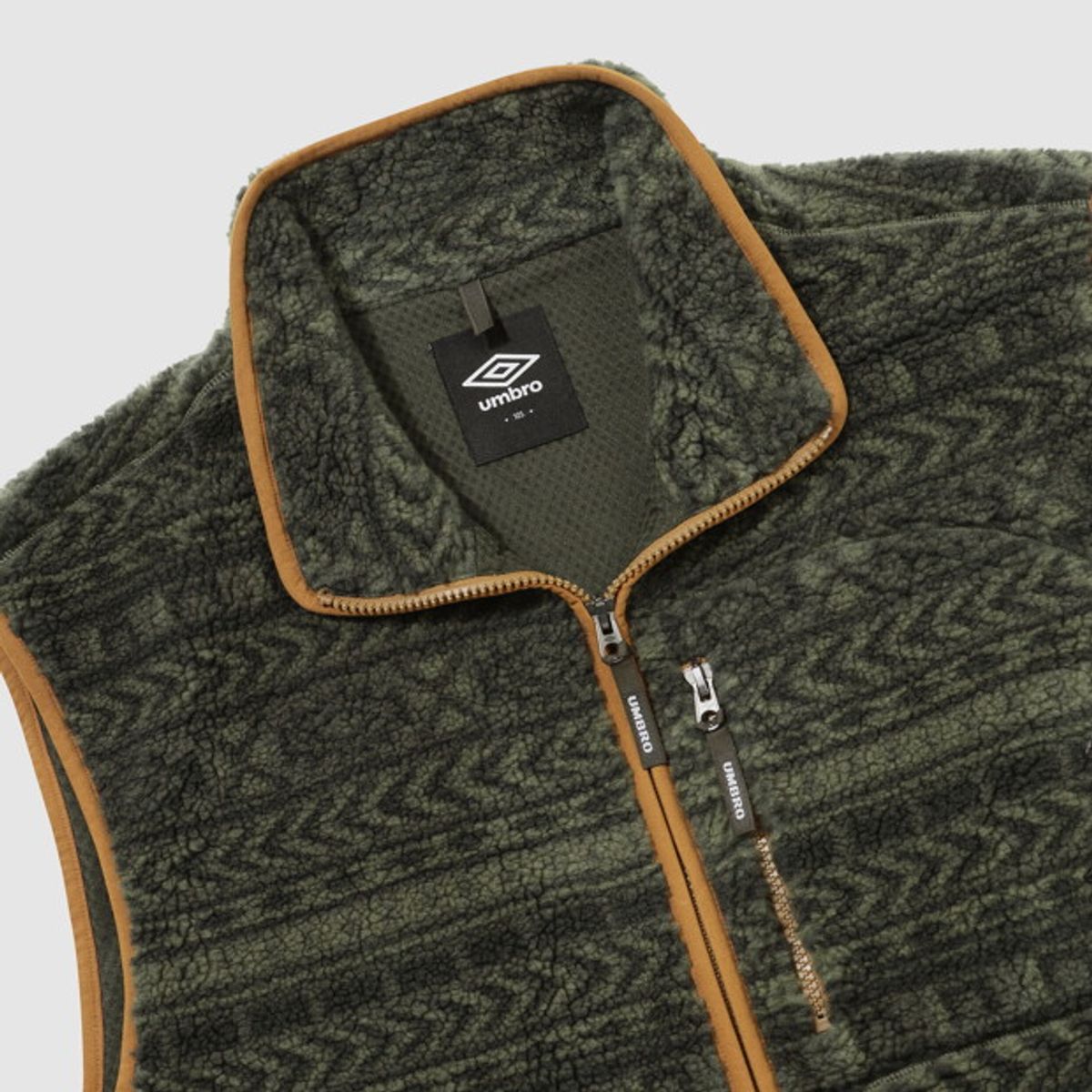 엄브로(UMBRO) 쉐르파 플리스 베스트 그린 UR421CWVO1