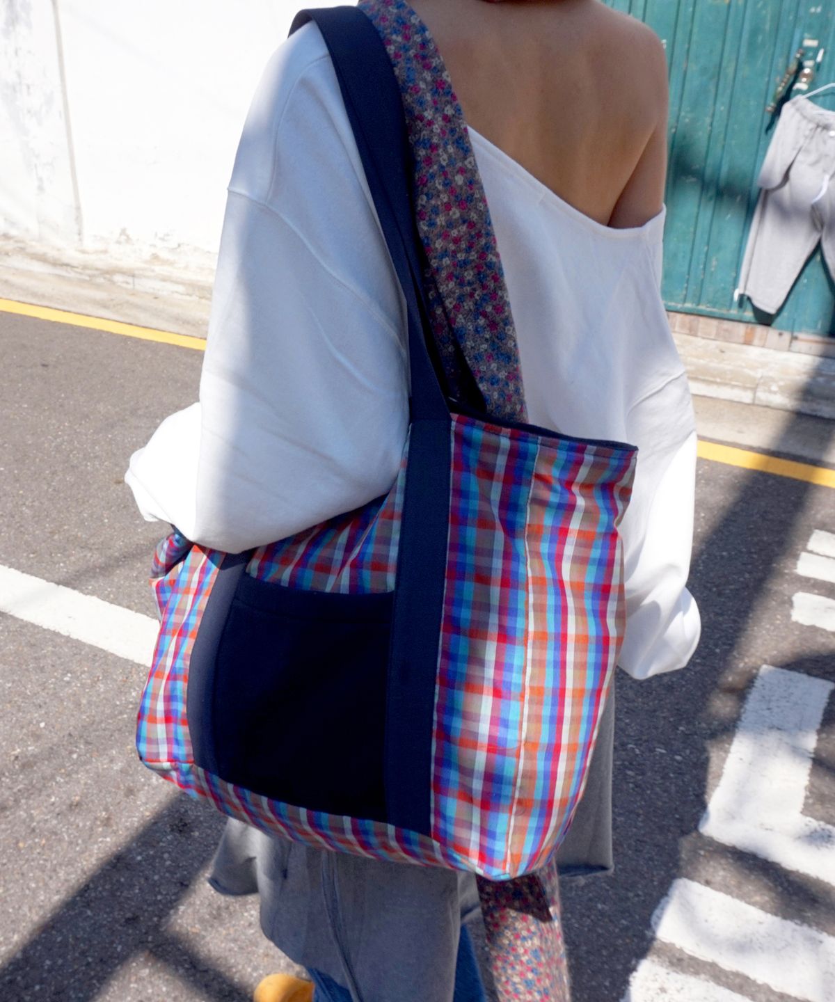 샐볼(SALBOL) PATCH REVERSIBLE BIG TOTE BAG [NAVY]