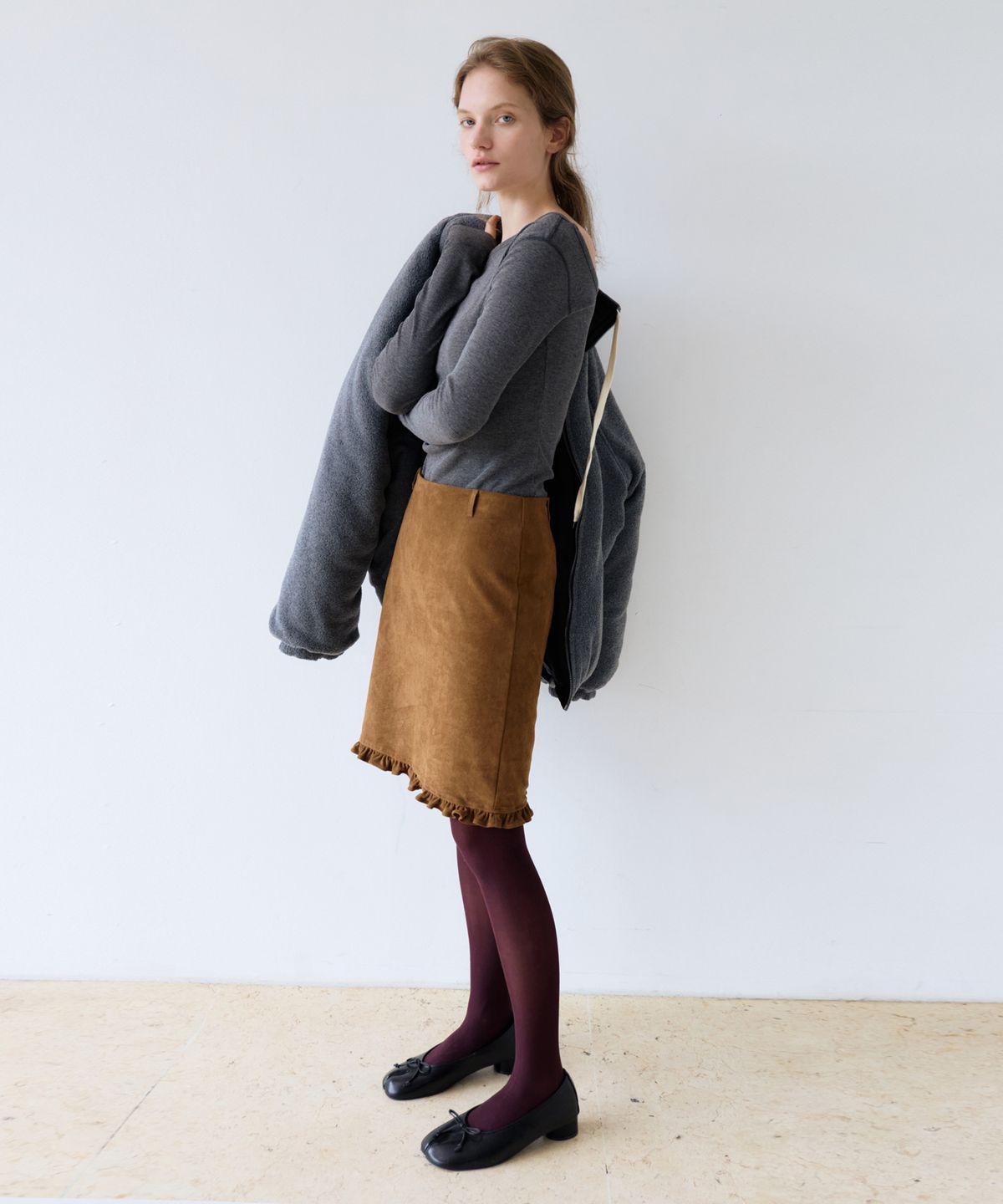 유라고(URAGO) Suede frill midi skirt