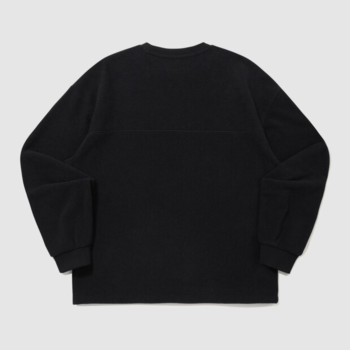 엄브로(UMBRO) 알파플리스 맨투맨 블랙 UR423CFSN2