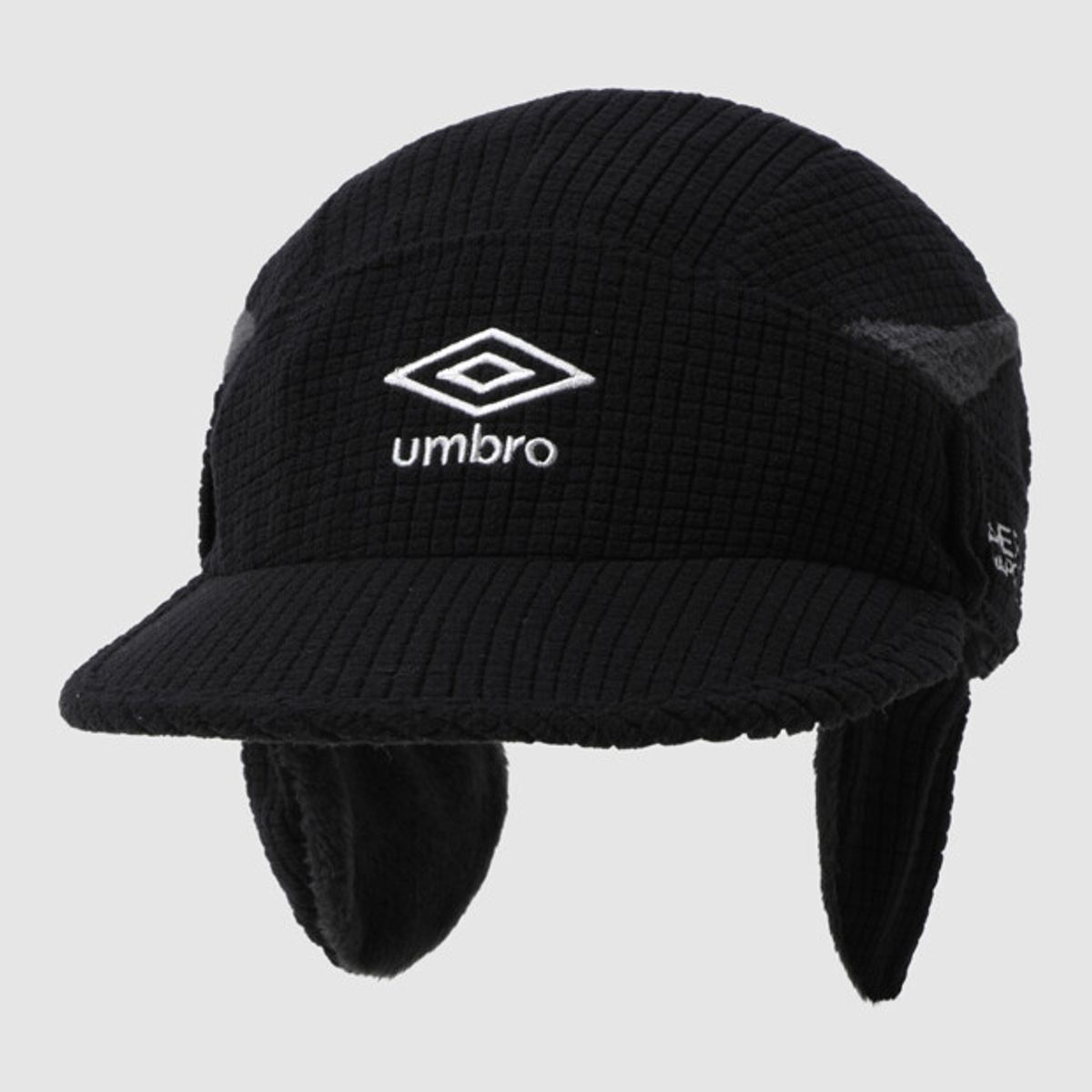 엄브로(UMBRO) 윈터브리드 이어플랩 블랙 UR423SCPO4