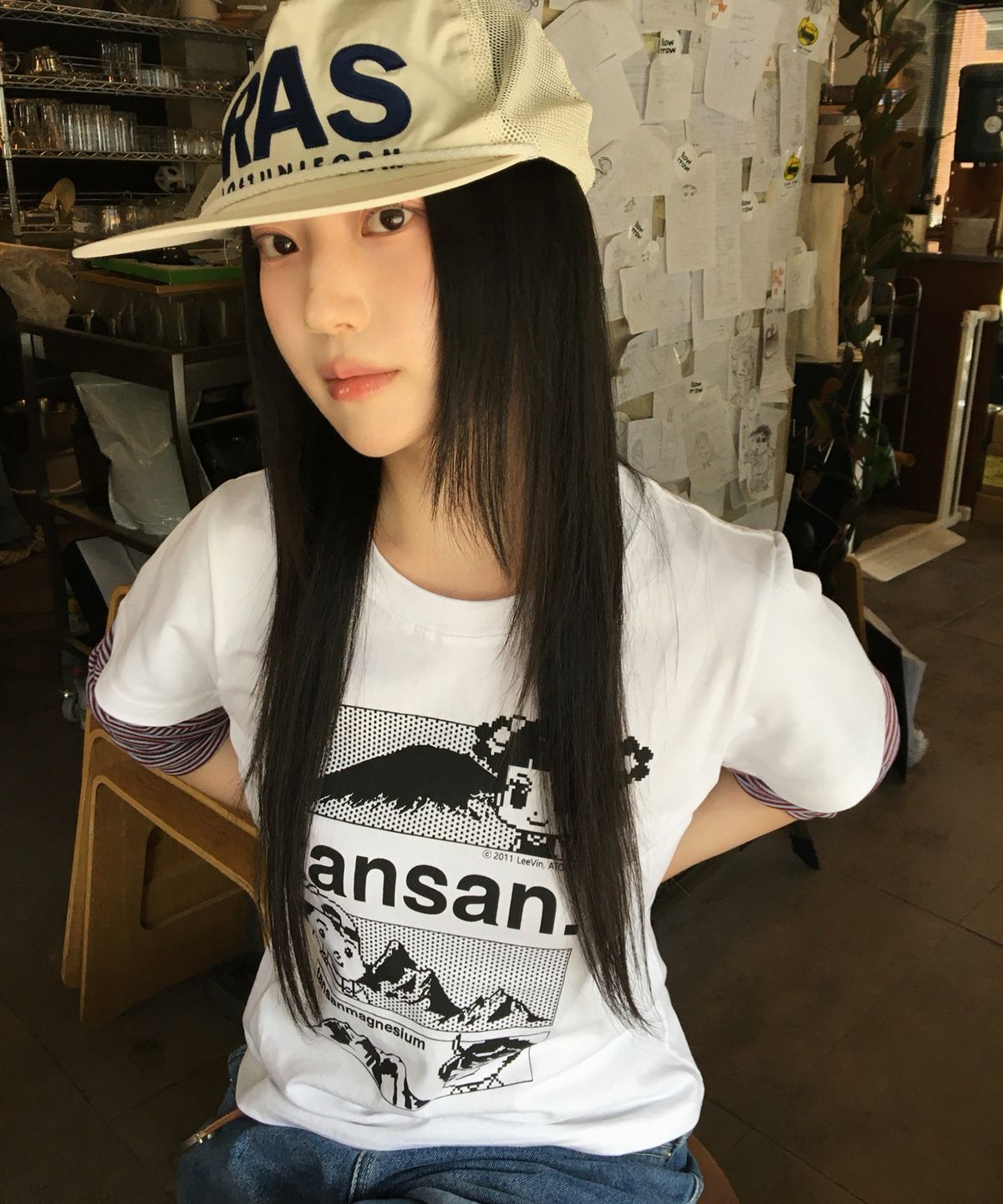 탄산마그네슘(TANSANMAGNESIUM) 안녕자두야X탄산 마운틴 자두 레이어드 롱슬리브 (화이트)