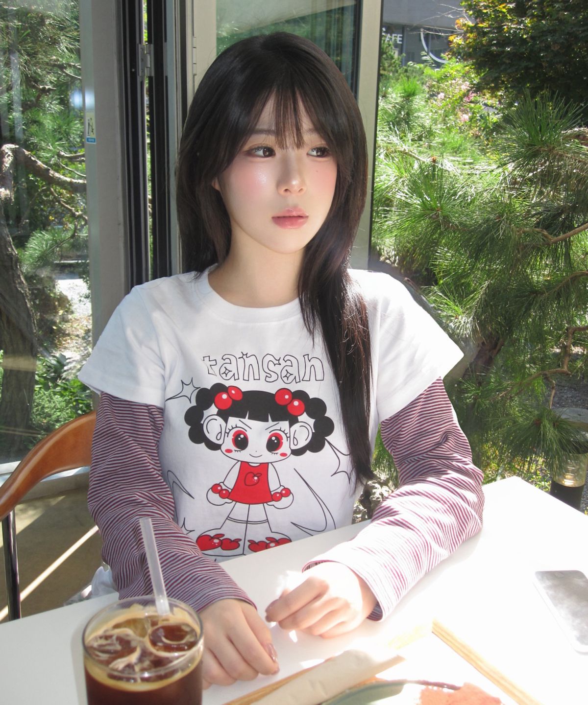 탄산마그네슘(TANSANMAGNESIUM) 안녕자두야X탄산 Super 자두 레이어드 롱슬리브 (화이트/레드)