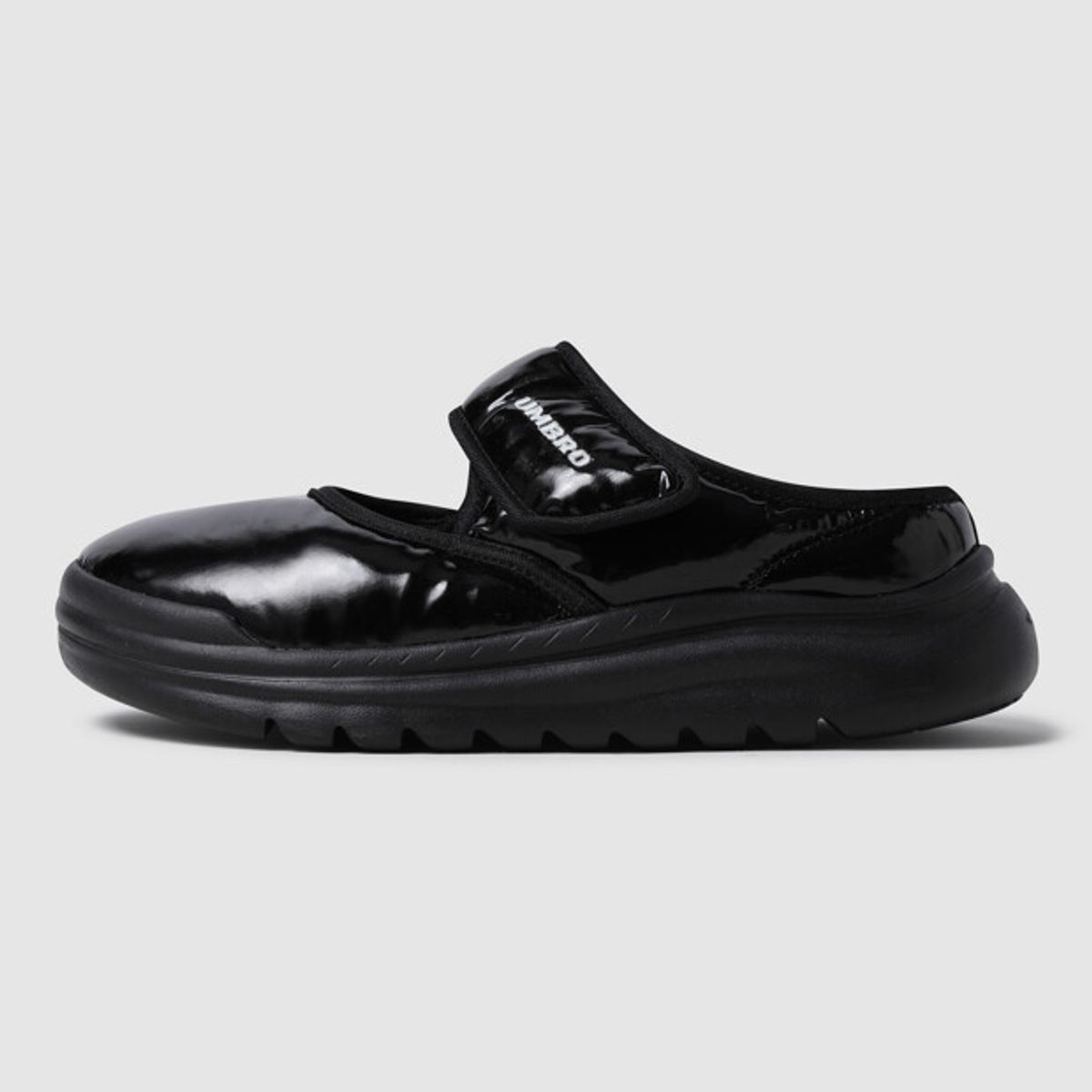 엄브로(UMBRO) SNOW LOW PADDED MARYJANE (스노우 로우 메리제인 패딩) 블랙 UR422CMUO6