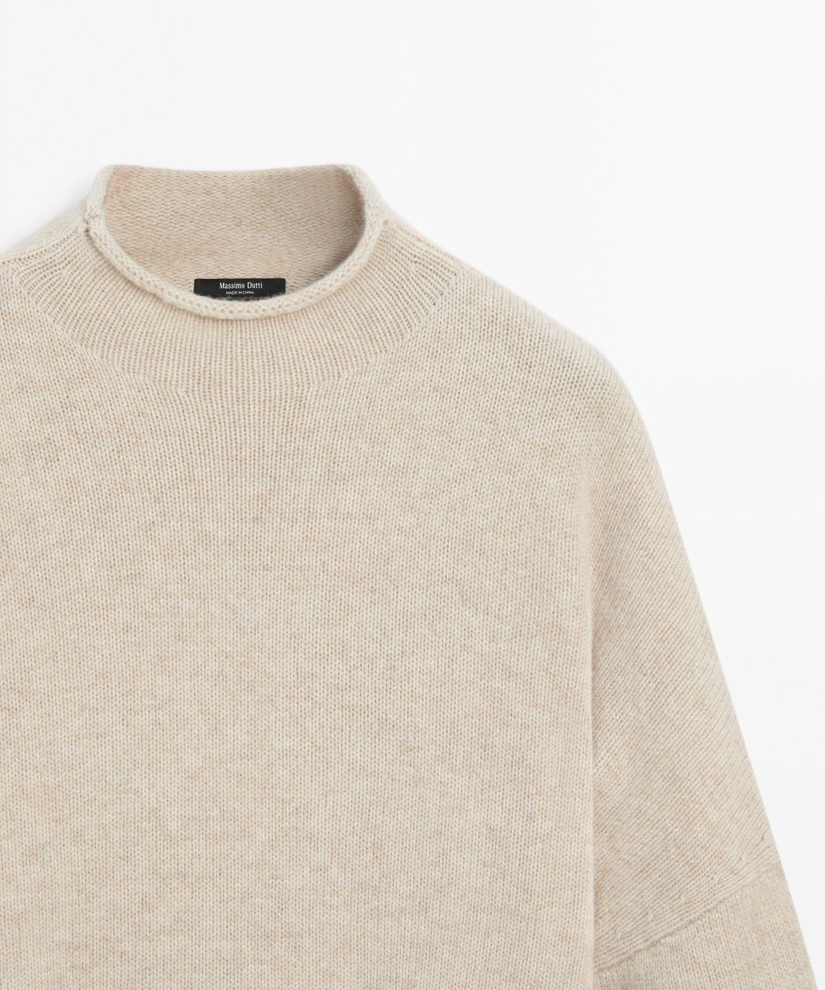 마시모두띠(MASSIMO DUTTI) 100% 울 오버사이즈 퍼널넥 니트 스웨터