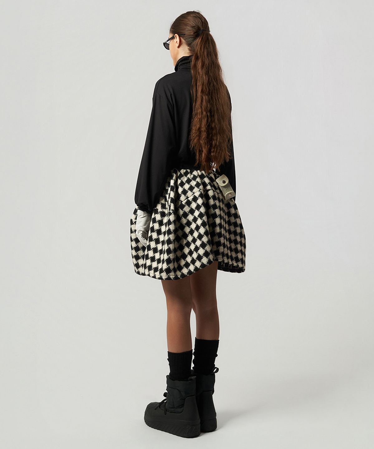 애스플래폼(ATHPLATFORM) AW62TL06_볼륨슬리브 터틀_블랙