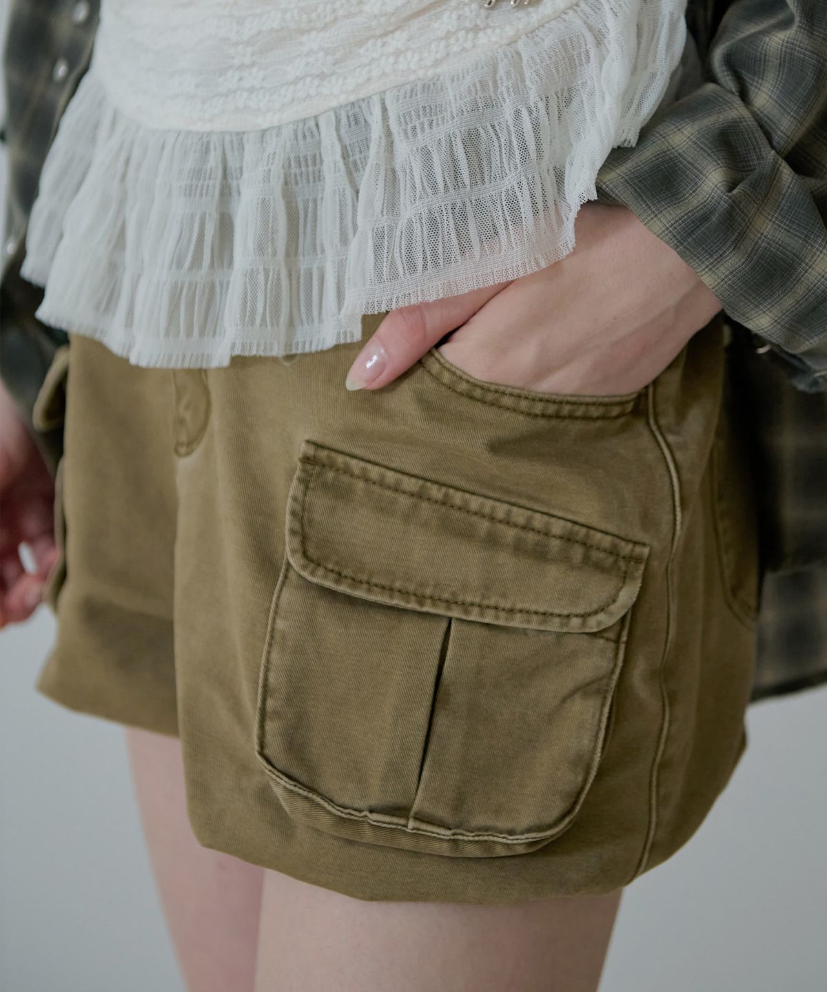 소프트서울(SOFT SEOUL) PUMPKIN WASHED CARGO SHORTS_KHAKI BROWN