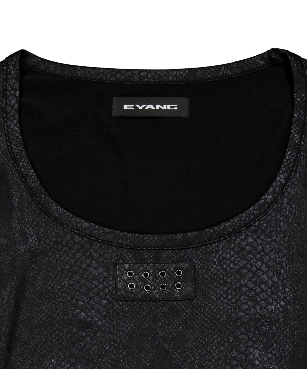 이양(EYANG) PYTHON U-NECK LONGSLEEVE TOP BLACK