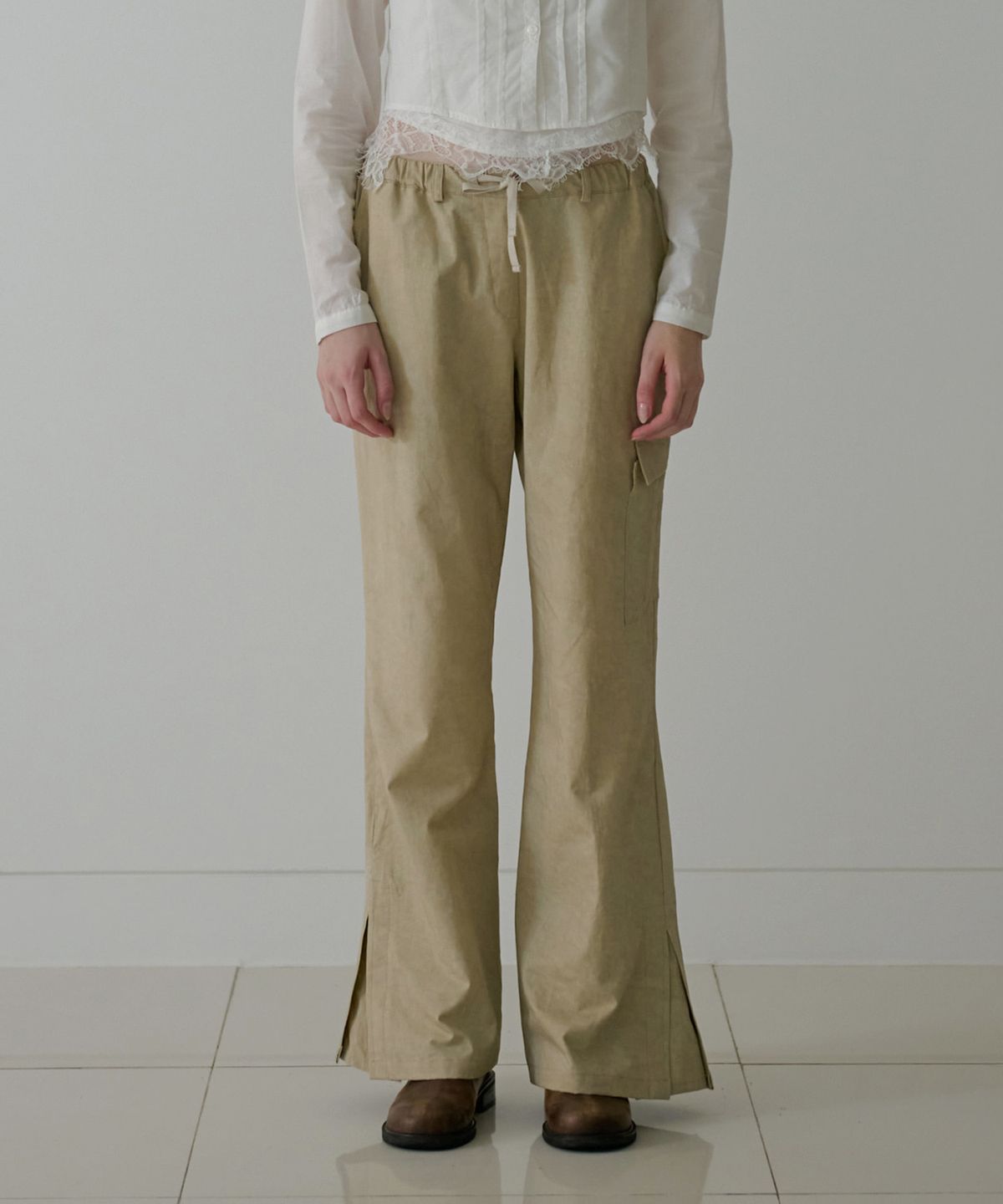 소프트서울(SOFT SEOUL) PIGMENT CARGO PANTS_BEIGE