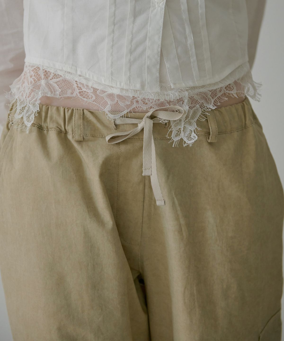 소프트서울(SOFT SEOUL) PIGMENT CARGO PANTS_BEIGE