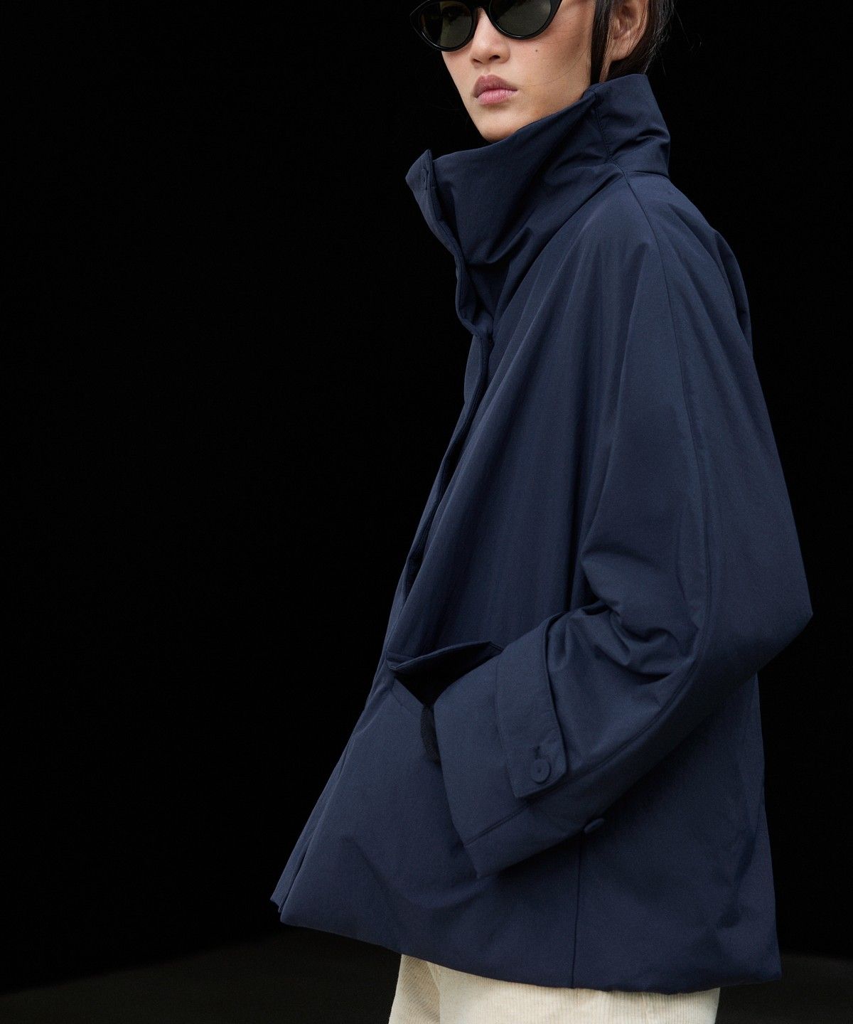 마시모두띠(MASSIMO DUTTI) 스웨이드 라이트 패딩 쇼트 코트