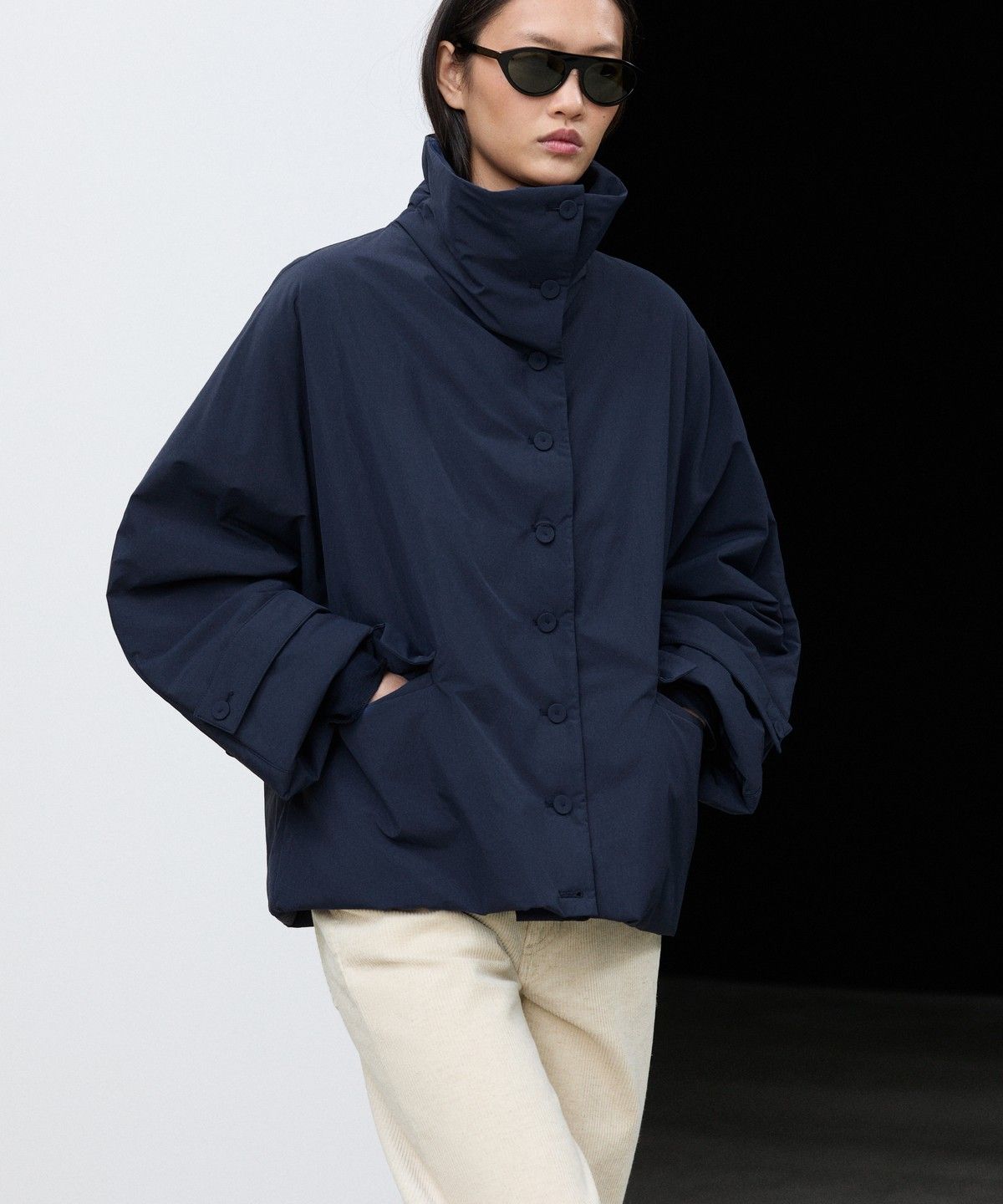 마시모두띠(MASSIMO DUTTI) 스웨이드 라이트 패딩 쇼트 코트