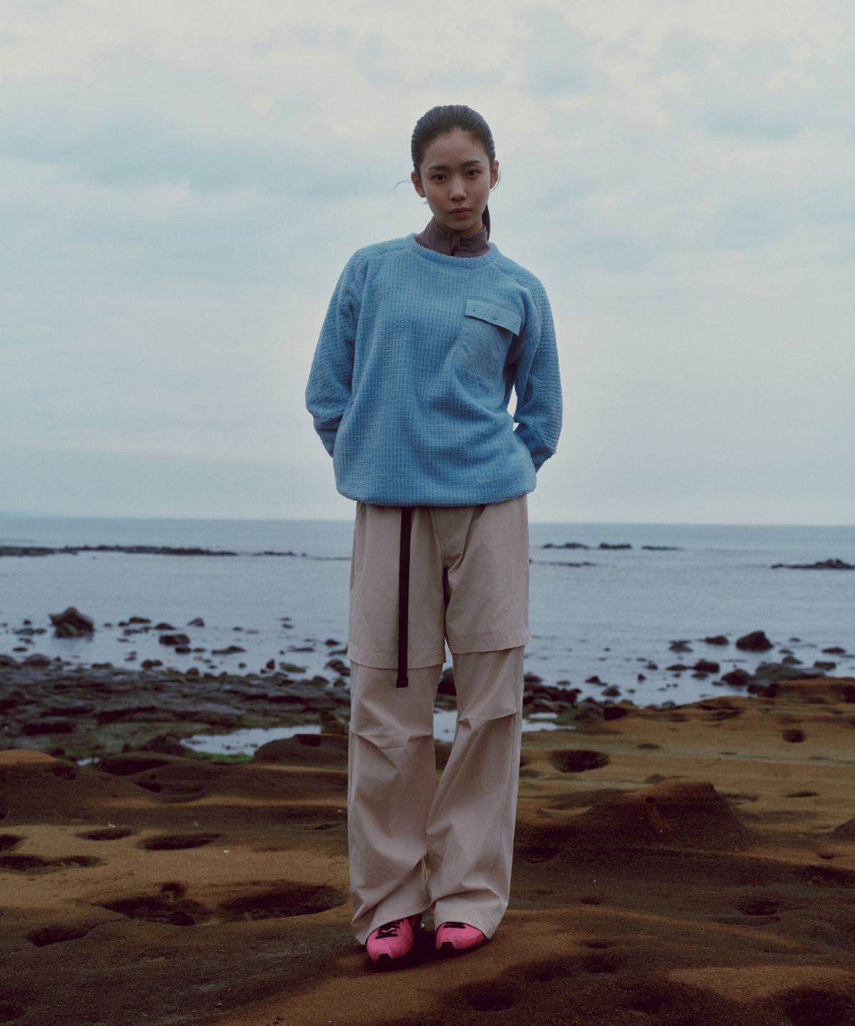 얼스캄에라(EARTH CALM ERA) 포켓 플리스 크루넥(UNISEX)_4컬러