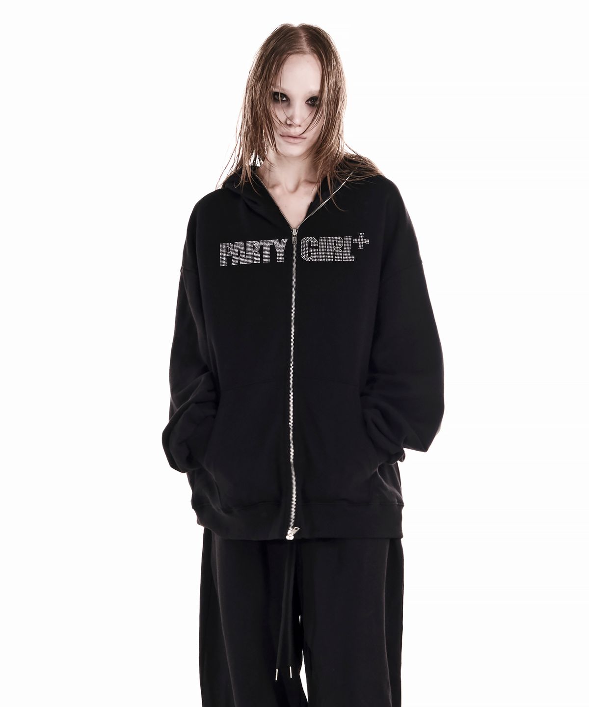 이양(EYANG) PARTY GIRL HOTFIX SET HOOD ZIP-UP BLACK