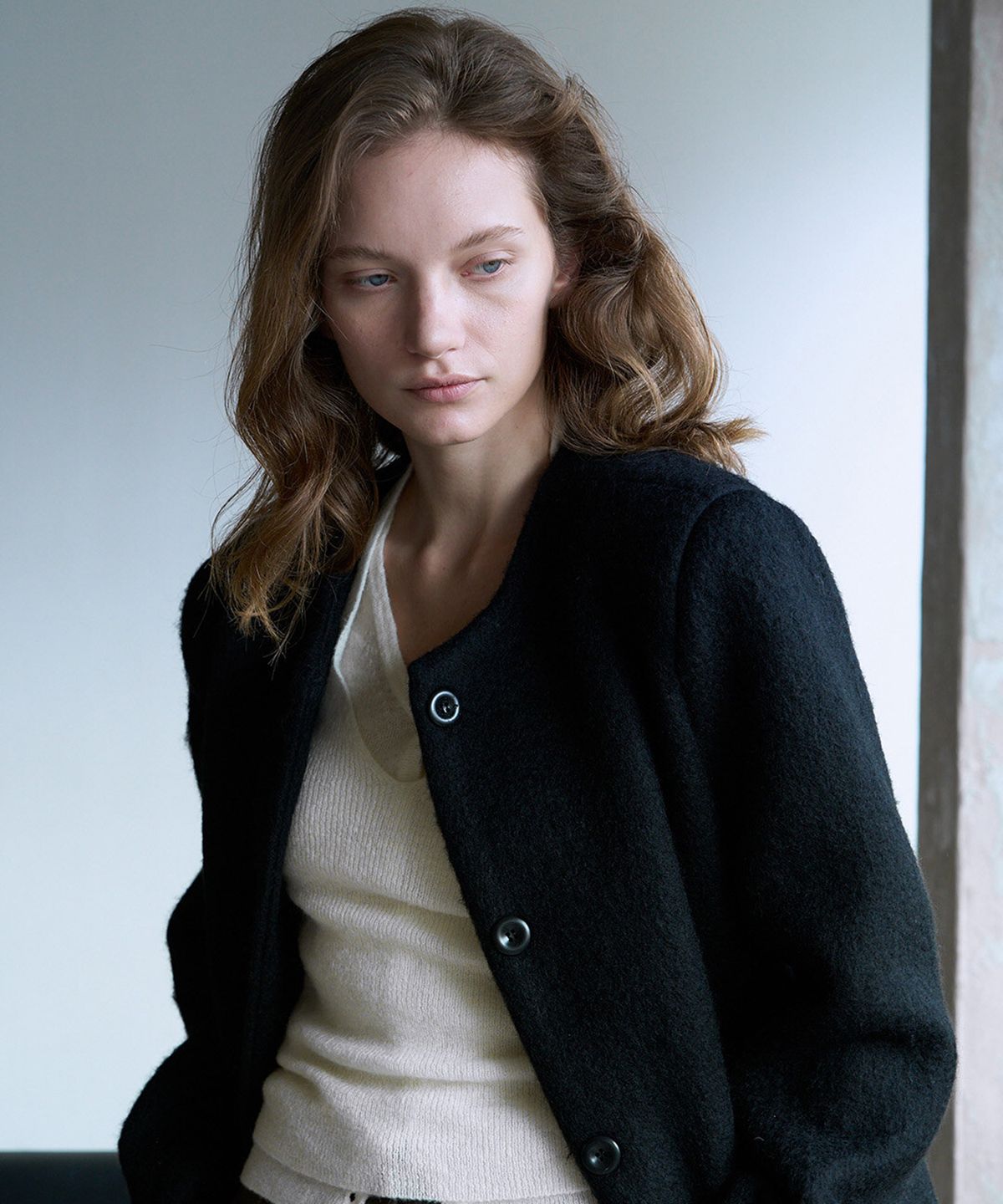린테(LYNTE) Signature Mohair Half Coat