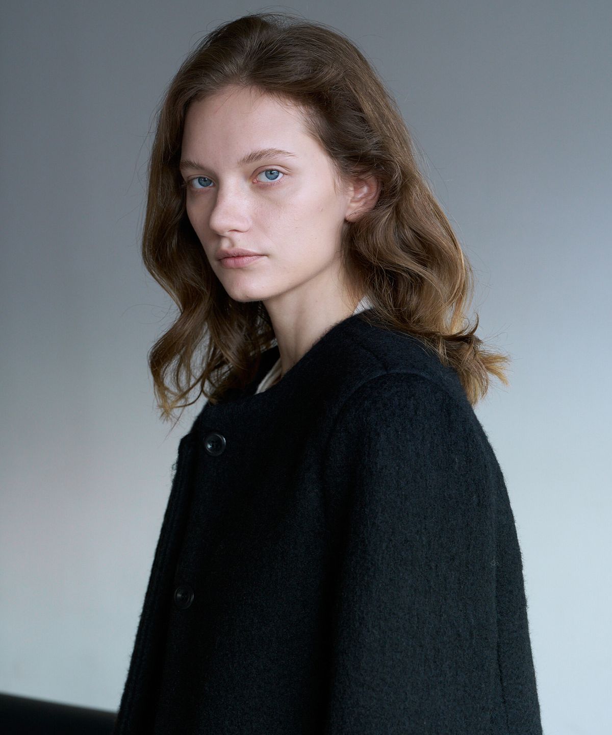린테(LYNTE) Signature Mohair Half Coat