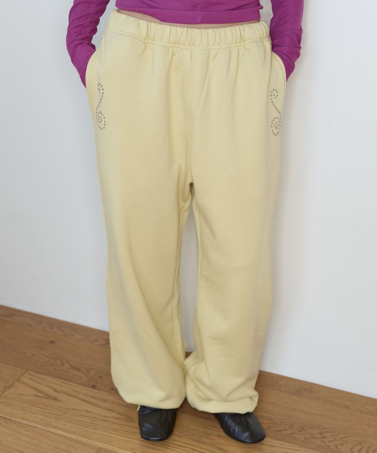 홈바디띵즈(HOMEBODY THINGS) Spiral Heavy Cotton Sweatpants (LIGHT YELLOW)