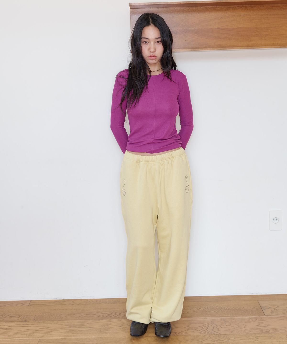 홈바디띵즈(HOMEBODY THINGS) Spiral Heavy Cotton Sweatpants (LIGHT YELLOW)