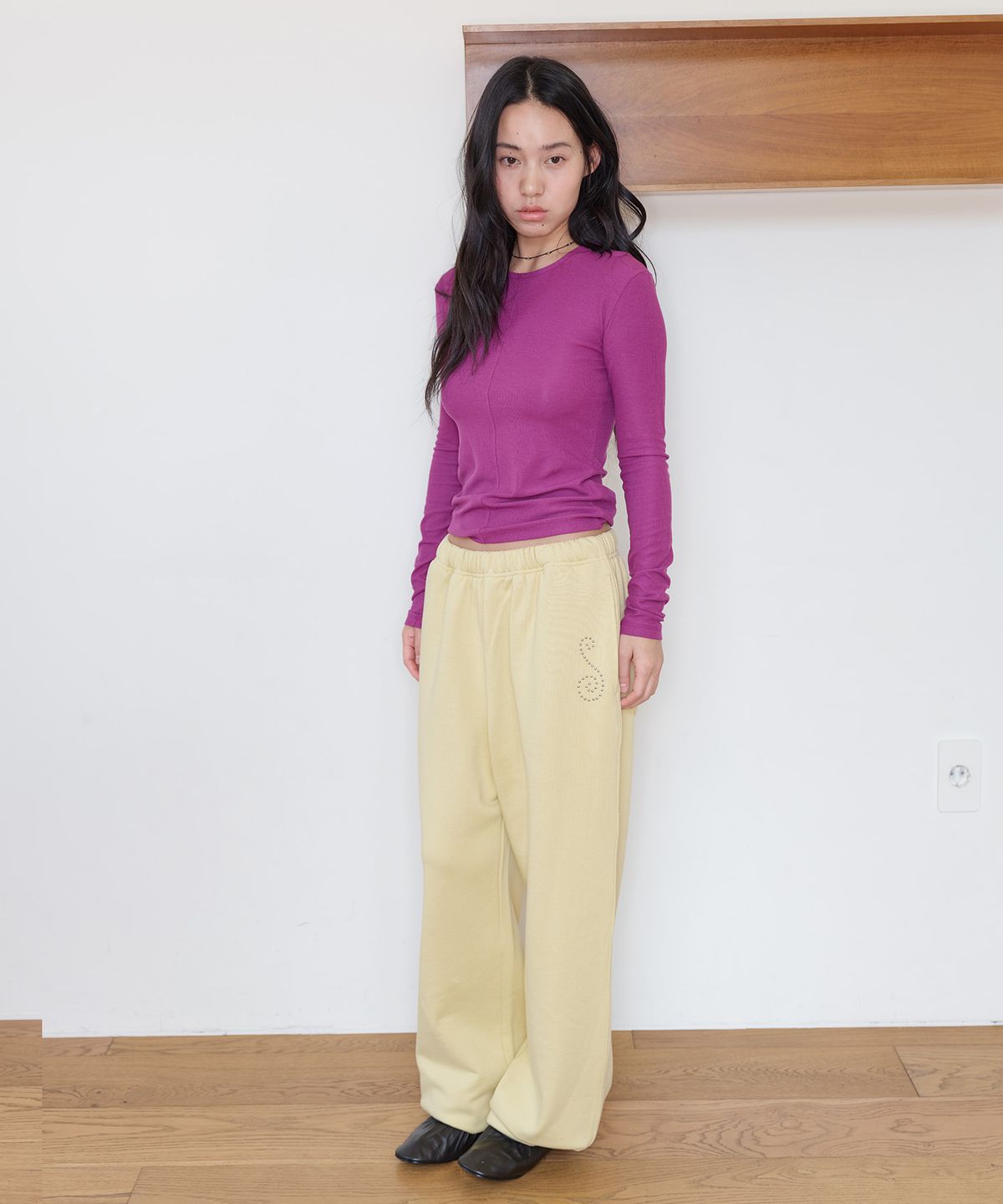 홈바디띵즈(HOMEBODY THINGS) Spiral Heavy Cotton Sweatpants (LIGHT YELLOW)