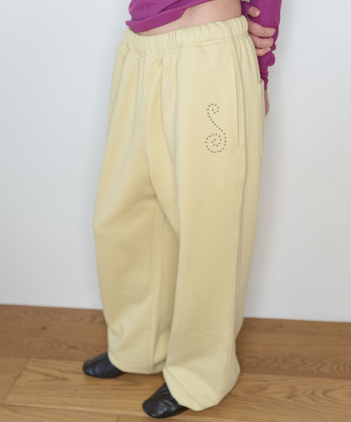 홈바디띵즈(HOMEBODY THINGS) Spiral Heavy Cotton Sweatpants (LIGHT YELLOW)