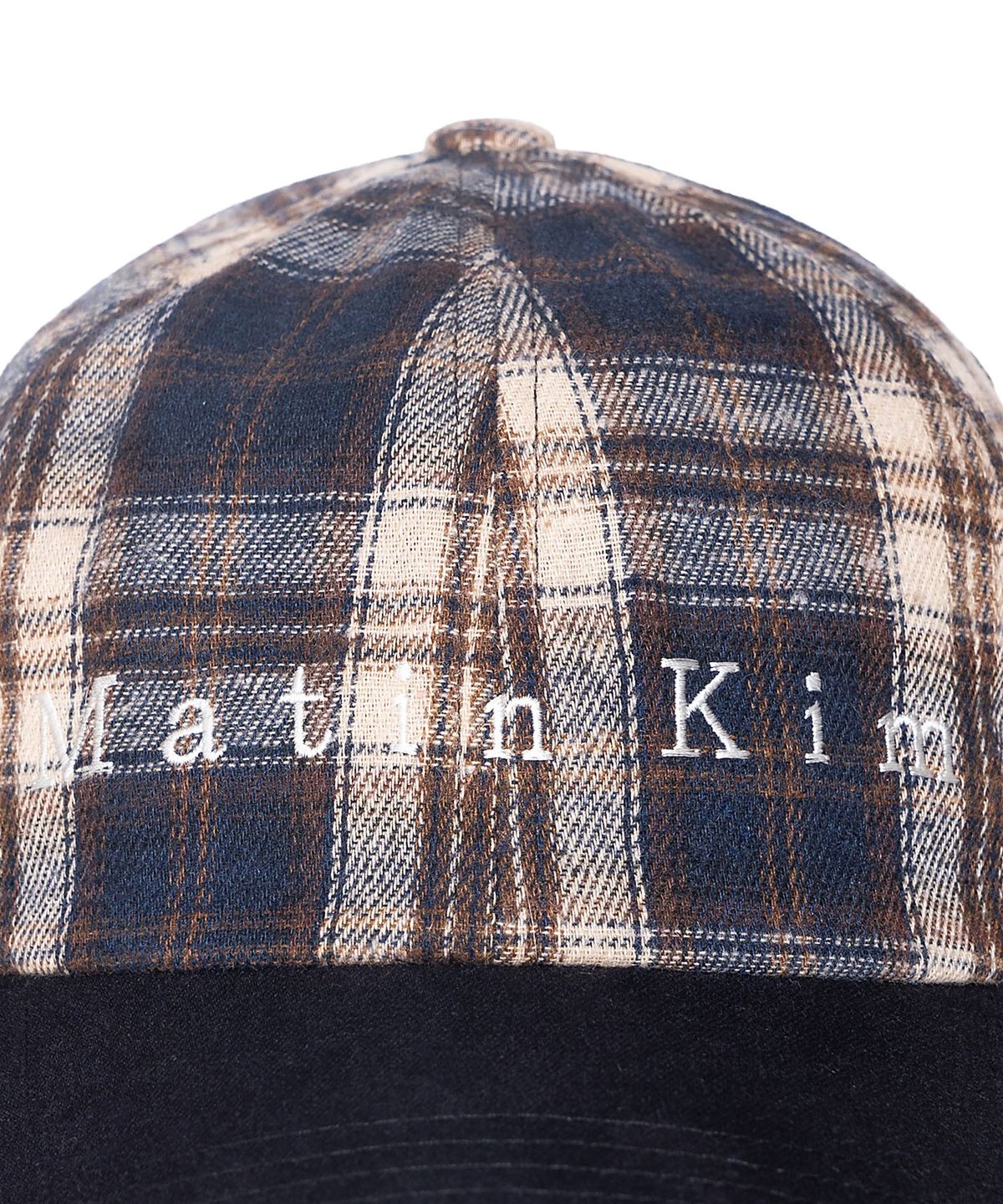 마뗑킴(MATIN KIM) MATIN CONTRAST BRIM CHECK BALL CAP IN NAVY