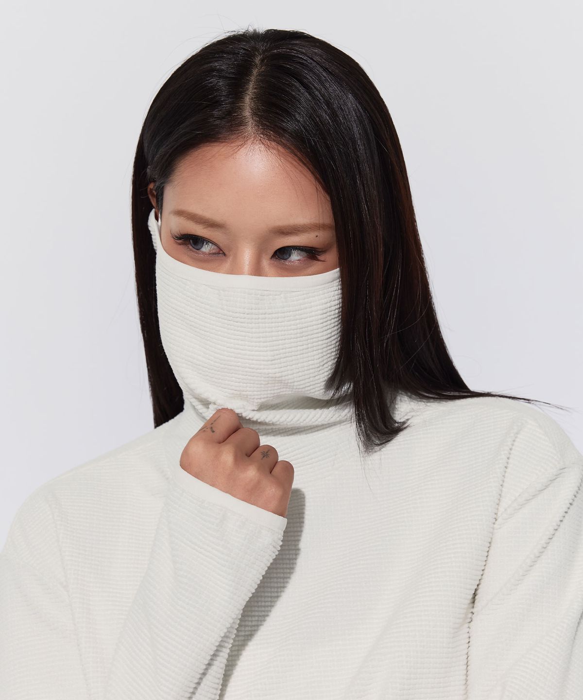젝시믹스(XEXYMIX) RX 텍스쳐드 플리스 터틀넥 XFL4TU1001