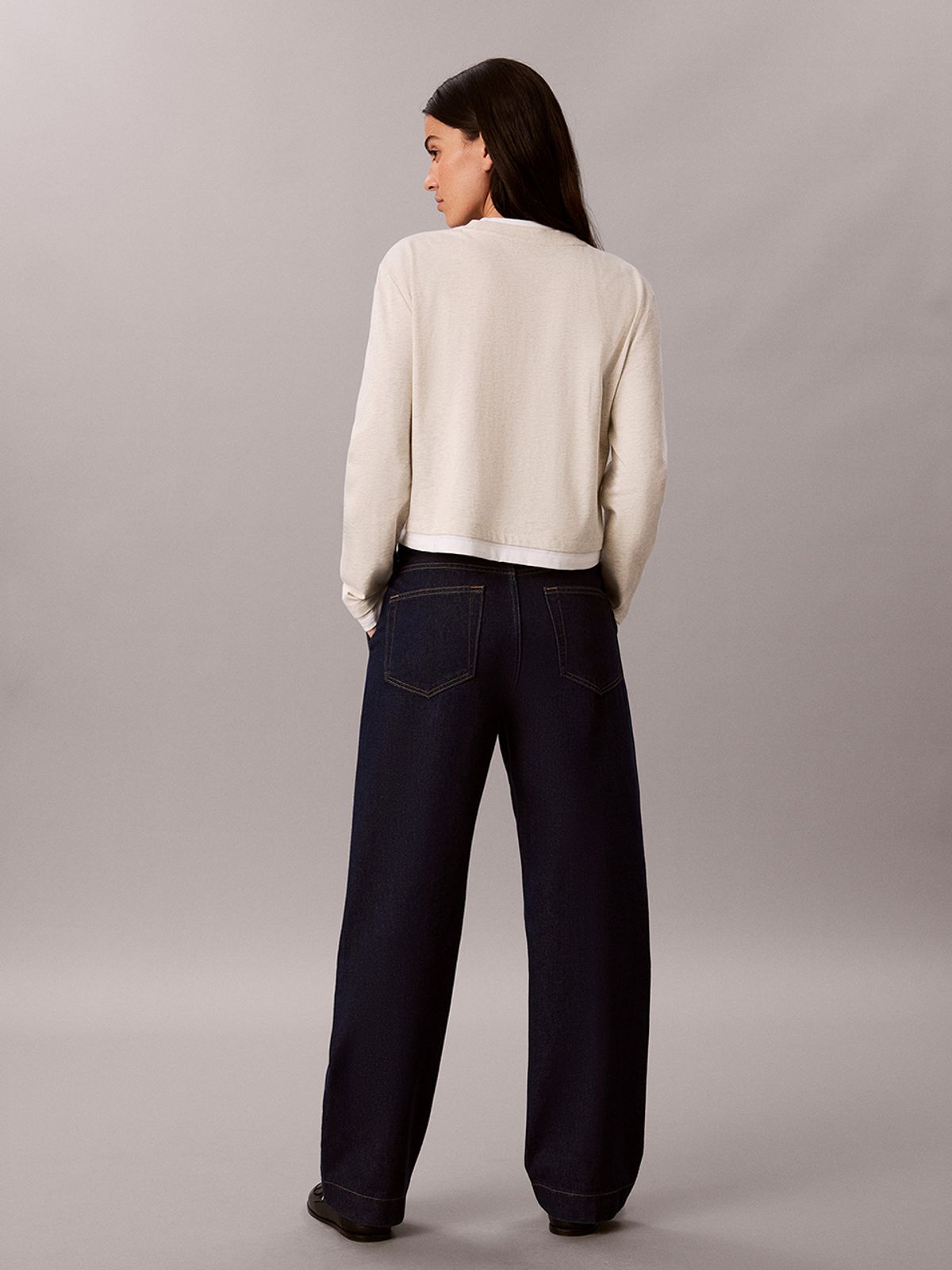 캘빈클라인 진(CALVIN KLEIN JEANS) 여성 박시모노로고 헤비 져지 레이어드 긴팔 티셔츠 47J229G P4P