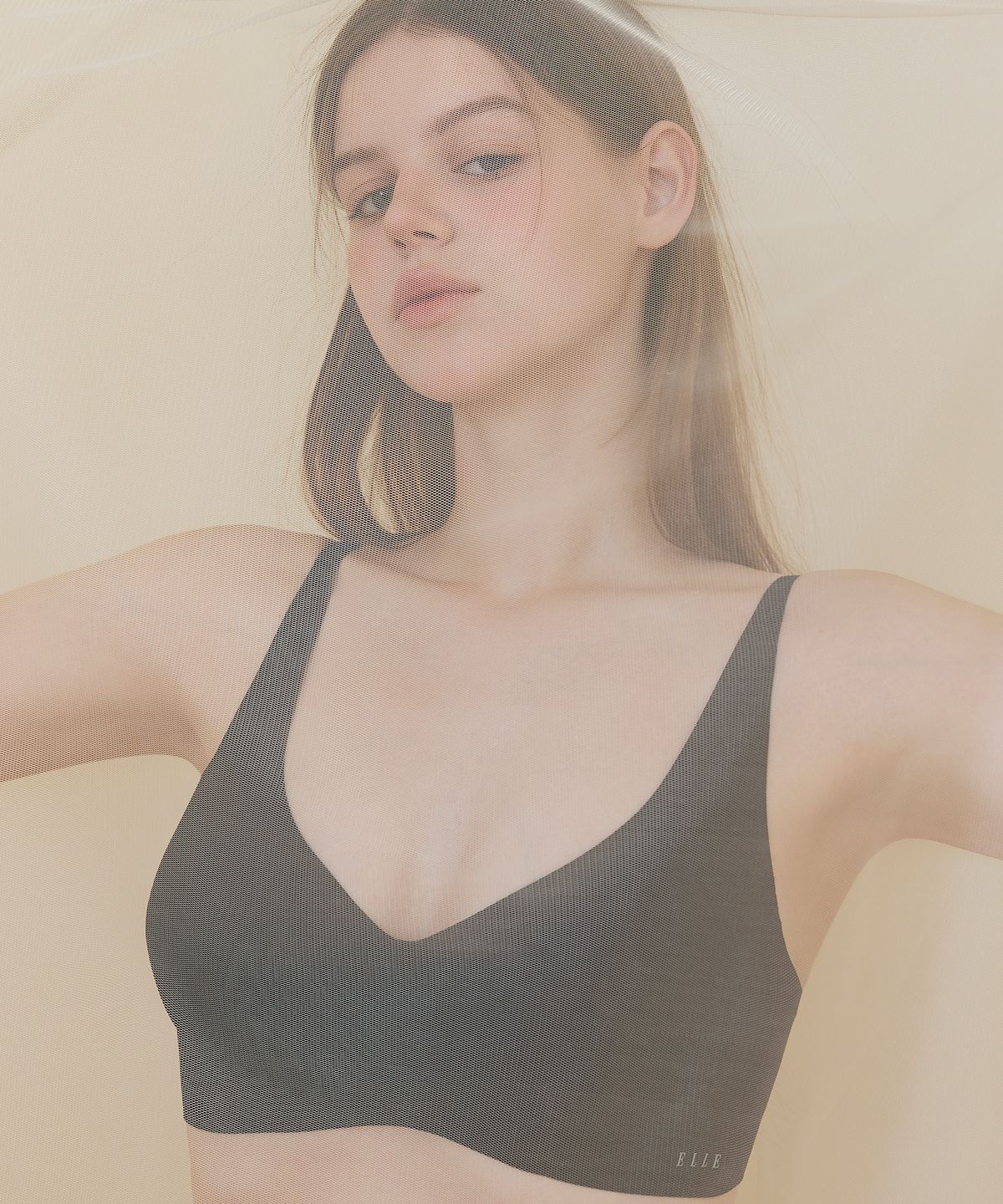 엘르이너웨어(ELLE INNERWEAR) 모던 딥브이 퓨징 브라 팬티 세트 - 4Colors