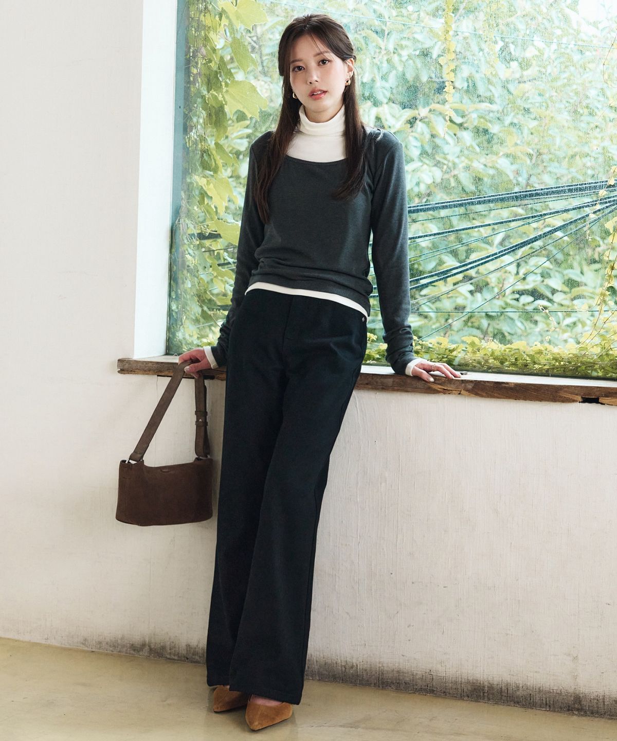 드로우핏 우먼(DRAWFIT WOMEN) [드로우핏우먼 X 주미니] 세미 부츠컷 데님 팬츠 [BLUE]