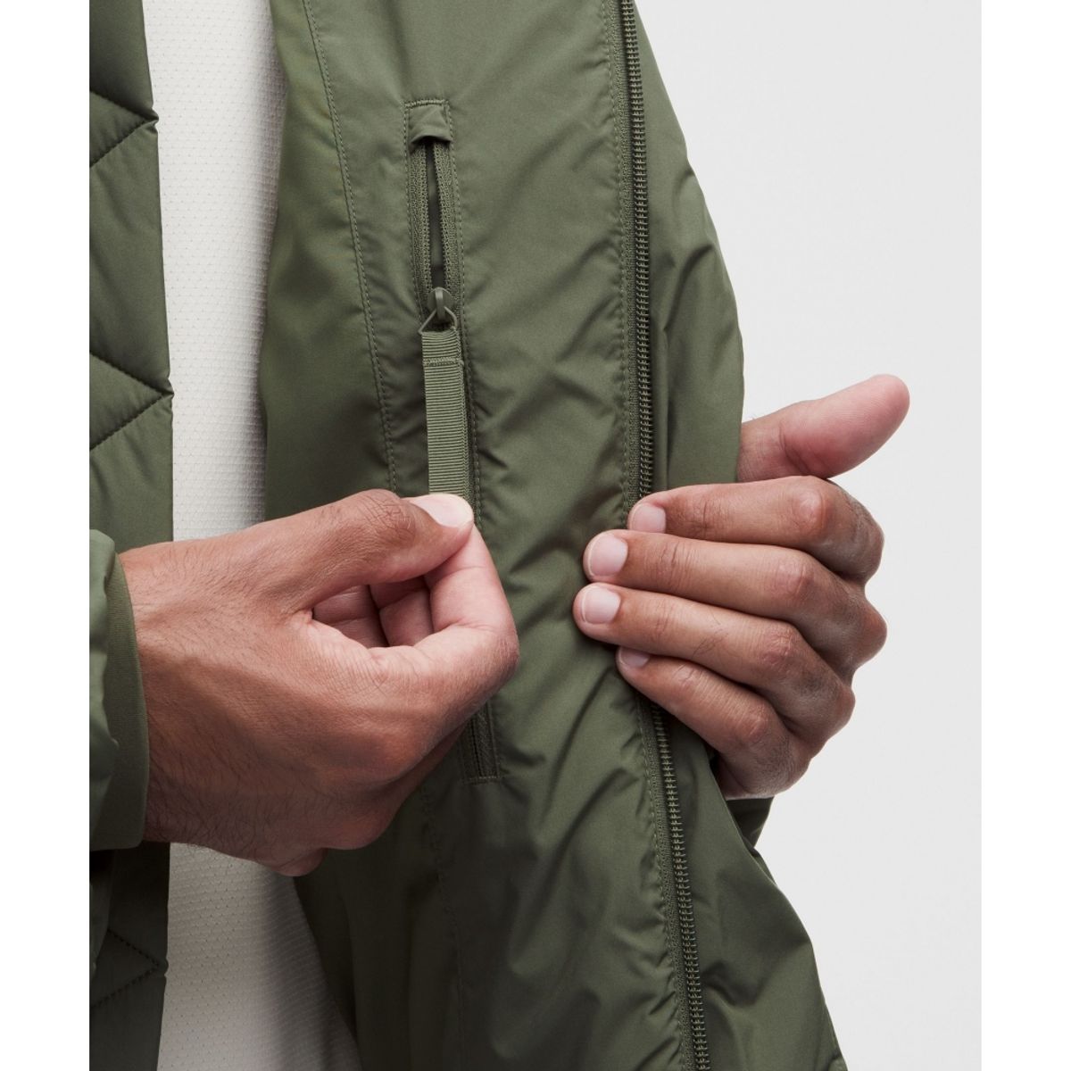 룰루레몬(LULULEMON) 멘즈 원더 퍼프 재킷  SYEG