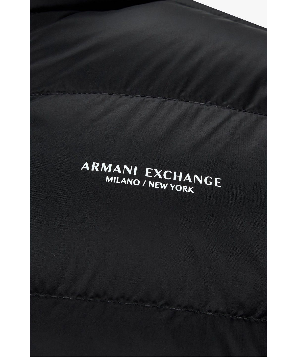 아르마니 익스체인지(ARMANI EXCHANGE) 남성 미니 로고 하이넥 다운 자켓 _블랙_A416310101