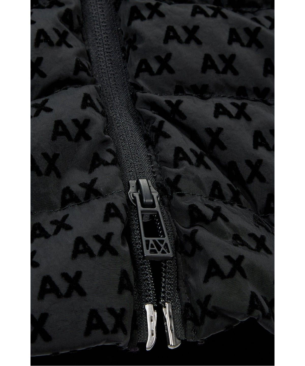 아르마니 익스체인지(ARMANI EXCHANGE) 남성 플록 로고 하이넥 다운 자켓 _블랙_A416310003