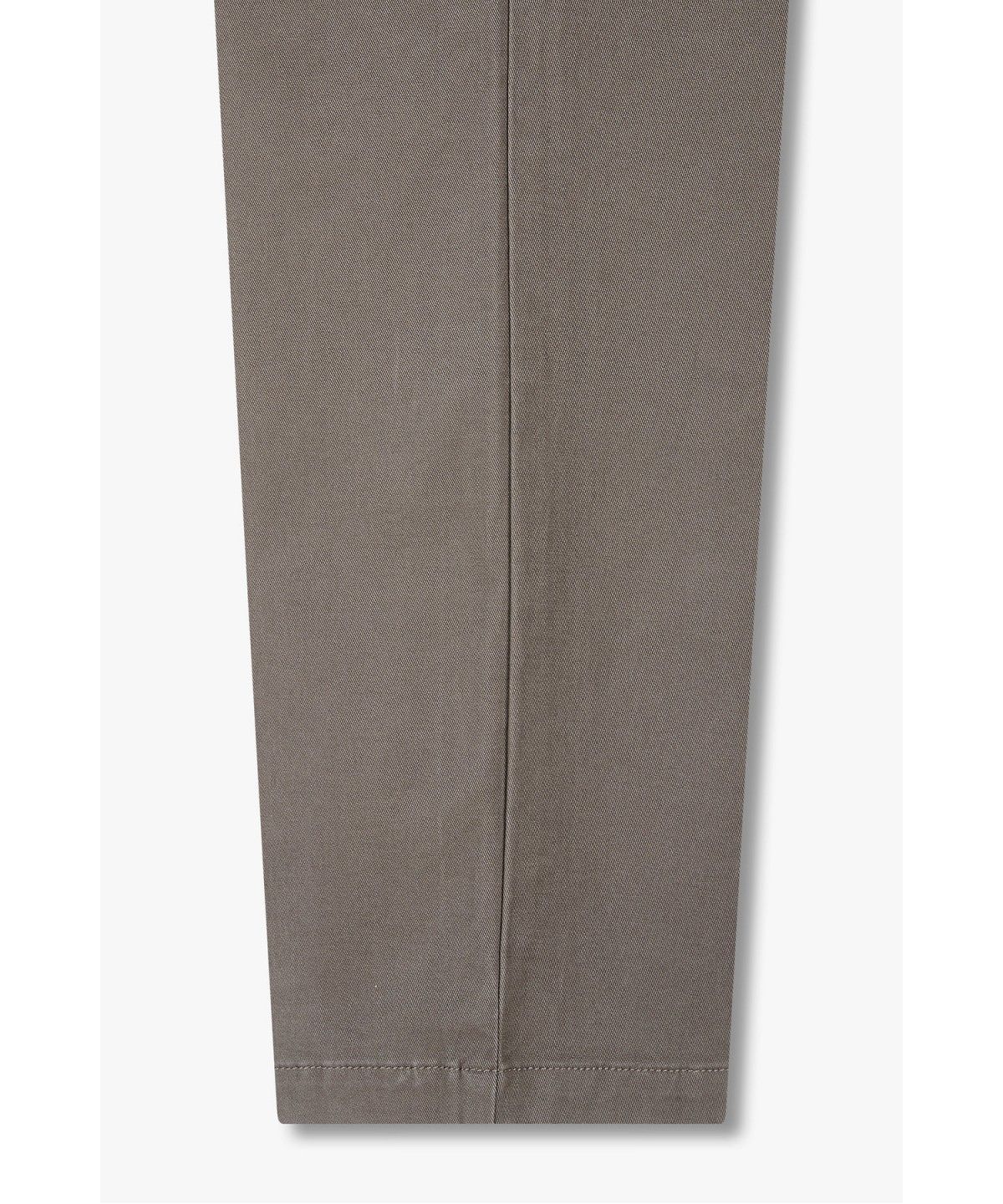 아르마니 익스체인지(ARMANI EXCHANGE) 남성 스트레치 코튼 치노 팬츠 _웜 그레이_A416342008