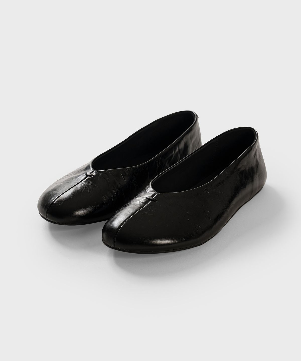 스토(STOE) Maren Flat_Black (소가죽어퍼, 양가죽인솔) 마렌 플랫 블랙