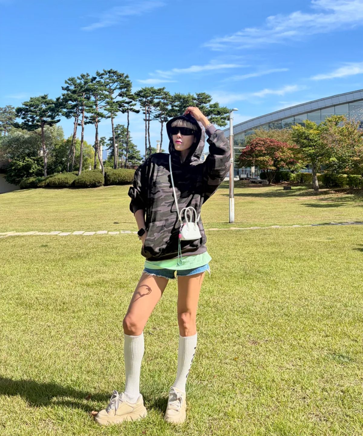 파시엔시아(PACIENCIA) 카모 밀리터리 오버핏 후드 기모 DARK MILITARY