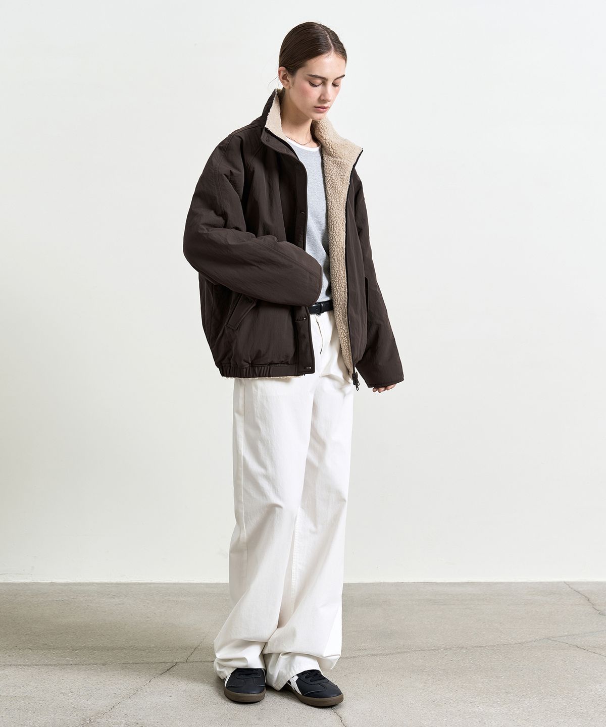 커스텀어클락 우먼(COSTUMEOCLOCK WOMAN) 리버시블 하이넥 플리스 점퍼 브라운 COWJP004BROWN