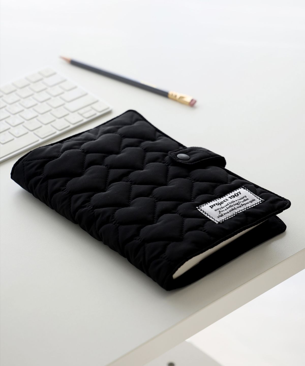 프로젝트 1907(PROJECT1907) [PLASTIC] Heart Book Cover (black)