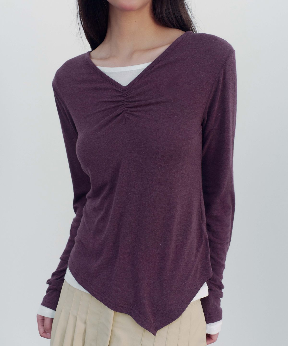 온스카(ONSKA) SOFT V-NECK LONG SLEEVE T (PLUM)