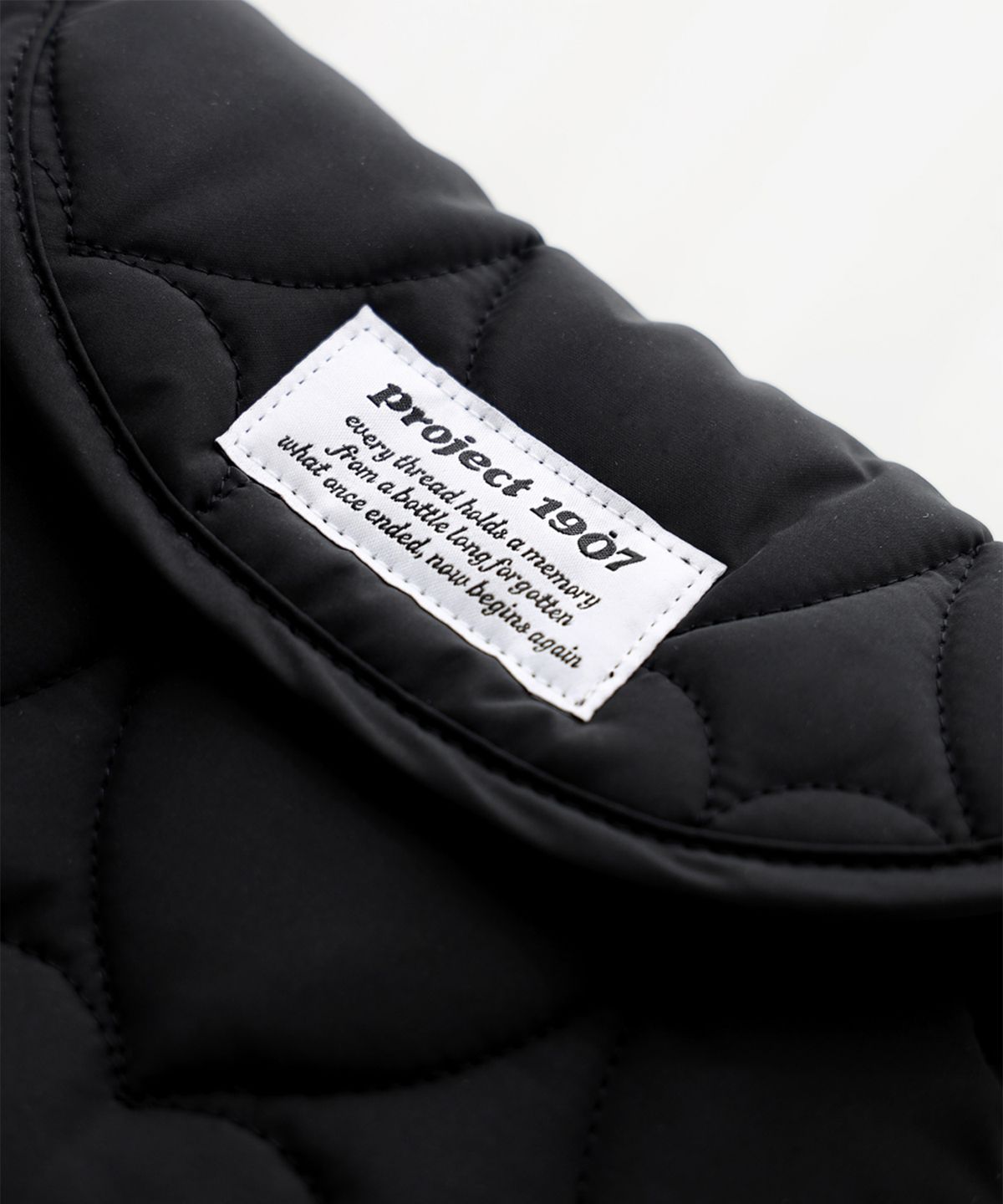 프로젝트 1907(PROJECT1907) [PLASTIC] Heart Tablet Pouch (Black)