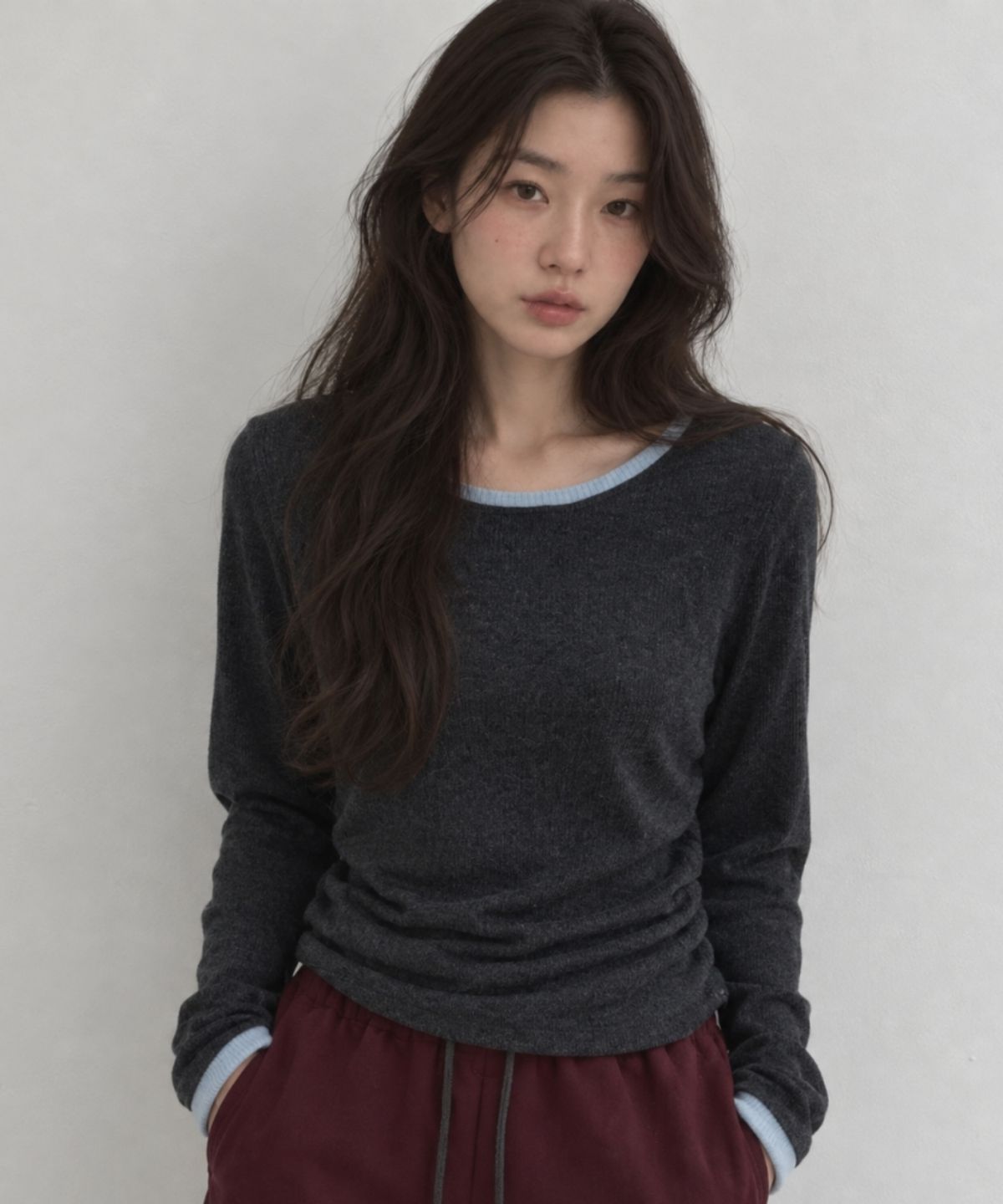 넌즈시(NUNZSI) 앙고라 셔링 배색 티셔츠 멜란지 차콜
