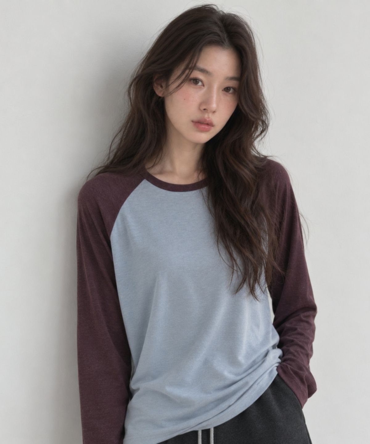 넌즈시(NUNZSI) 울 블랜딩 소프트 레글런 티셔츠 플럼
