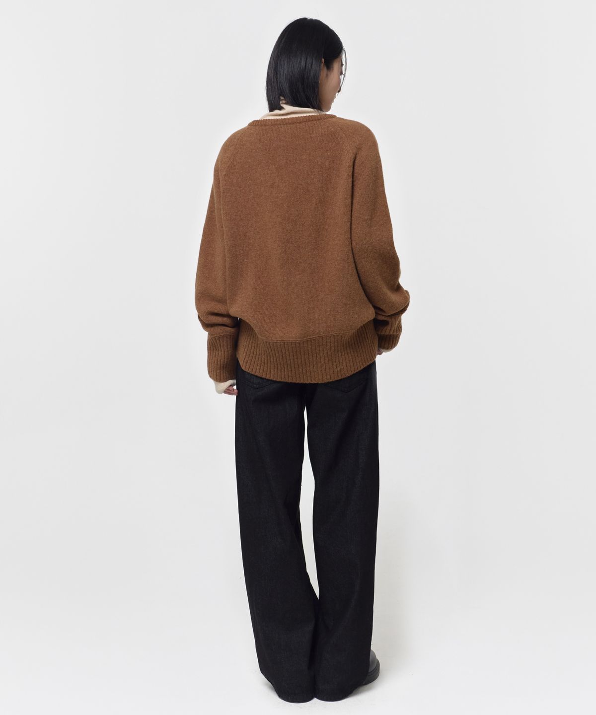 지비에이치 어패럴(GBH APPAREL) WOOL V-NECK SWEATER / DARK BROWN